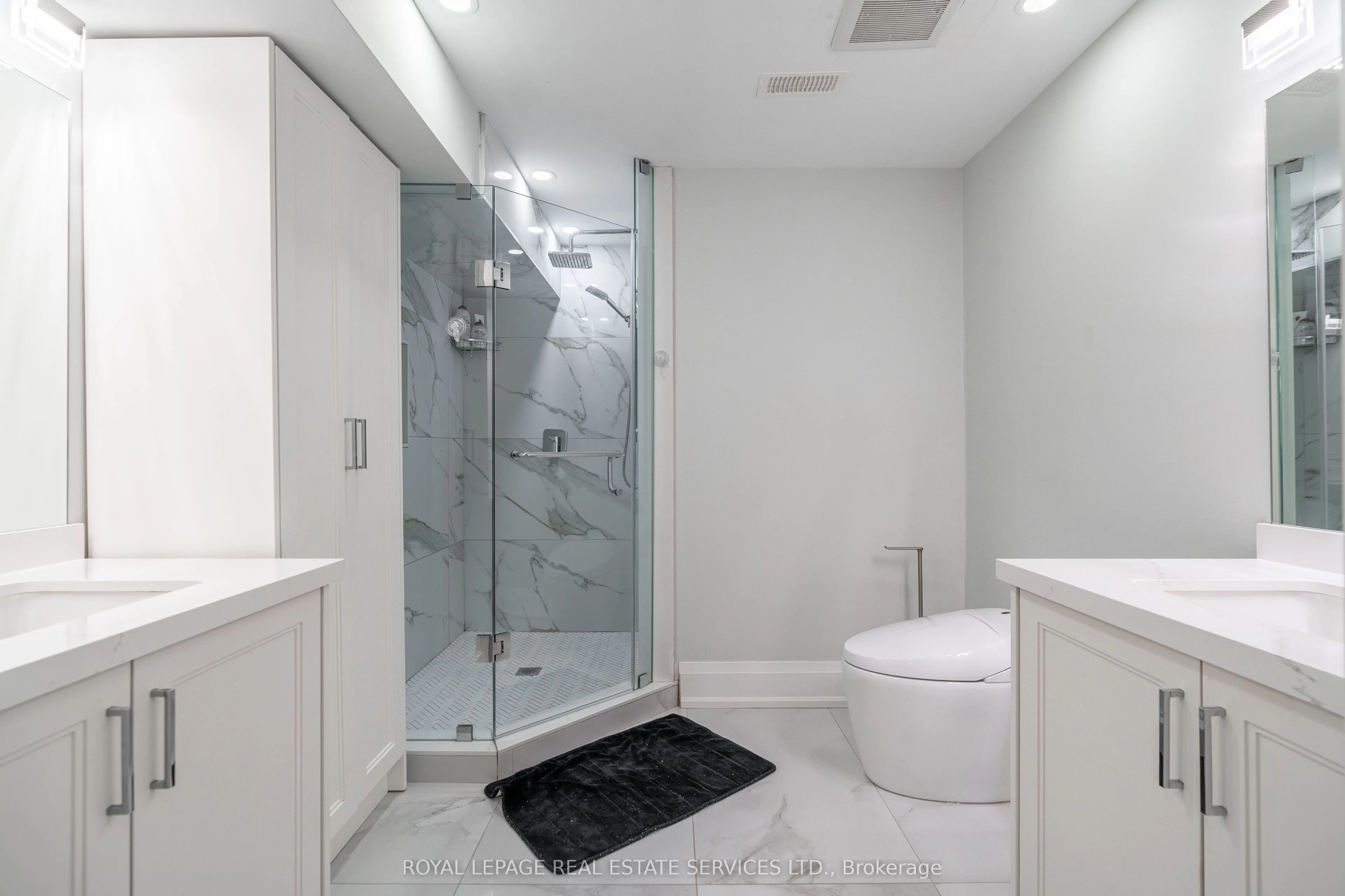 2503 Yarmouth Crescent