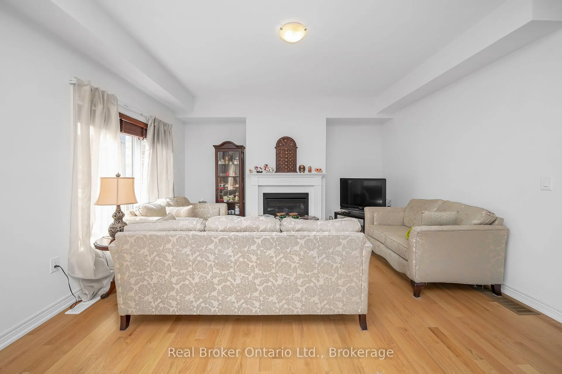 3900 Koenig Road