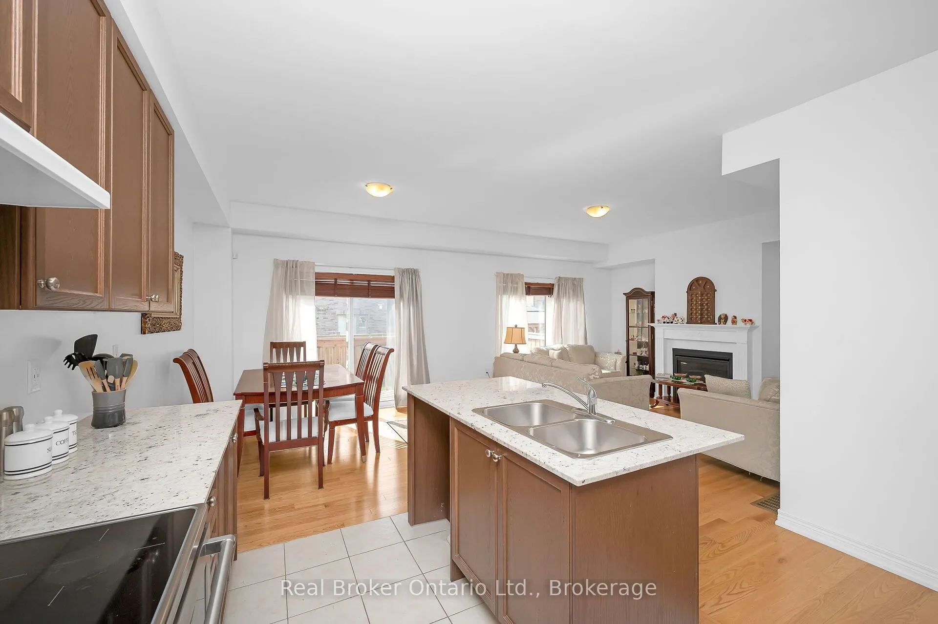 3900 Koenig Road