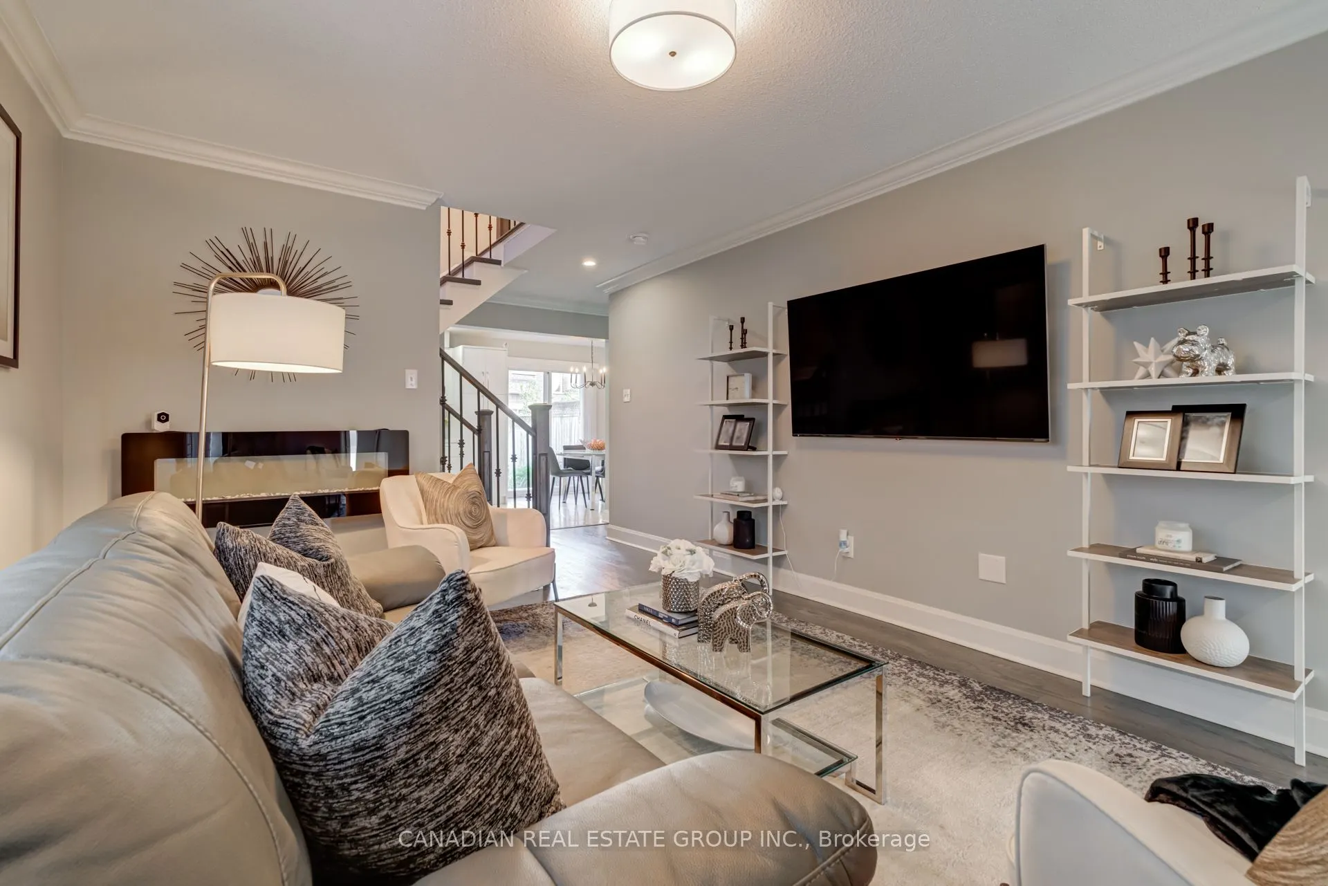 1148 Charlton Way