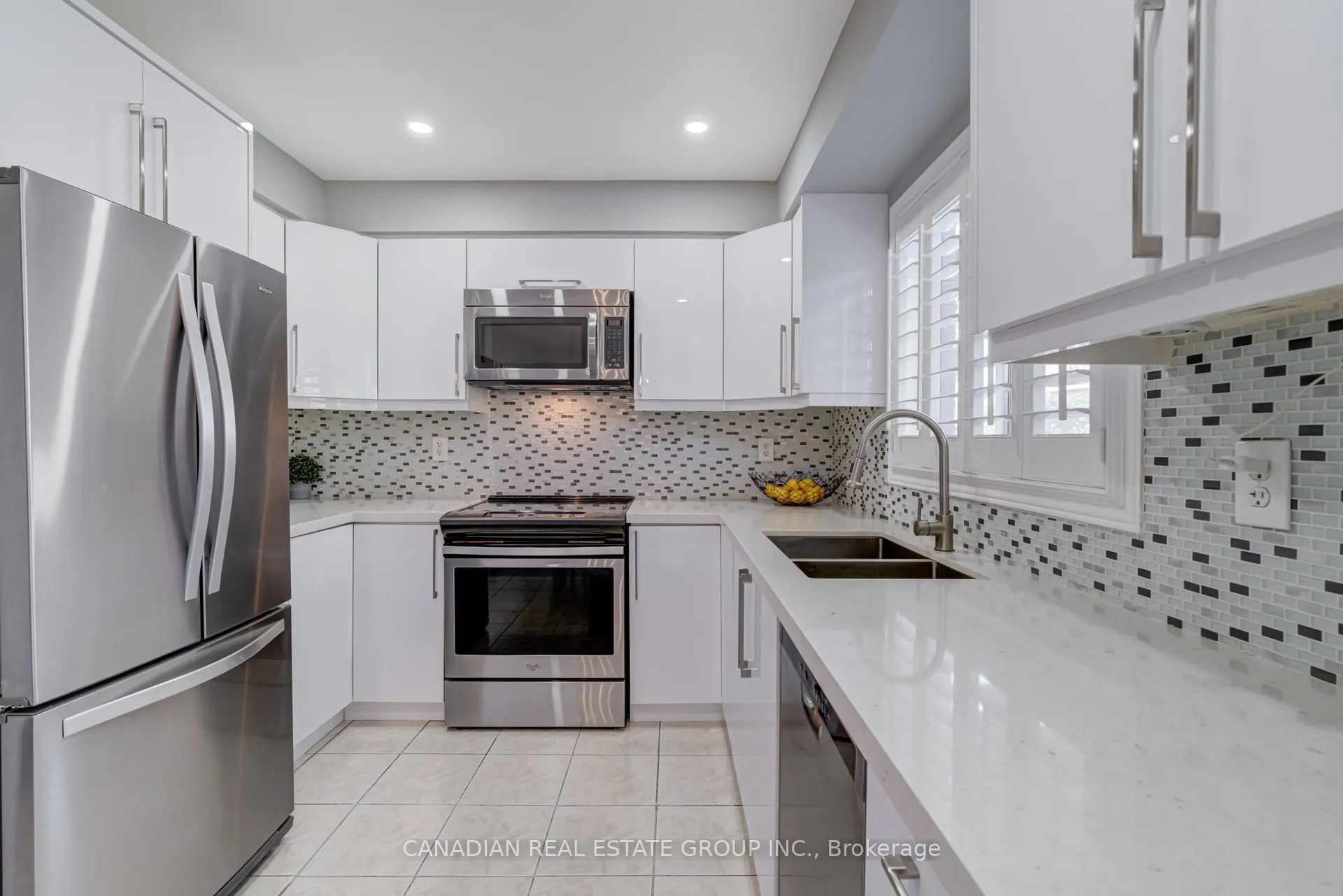 1148 Charlton Way