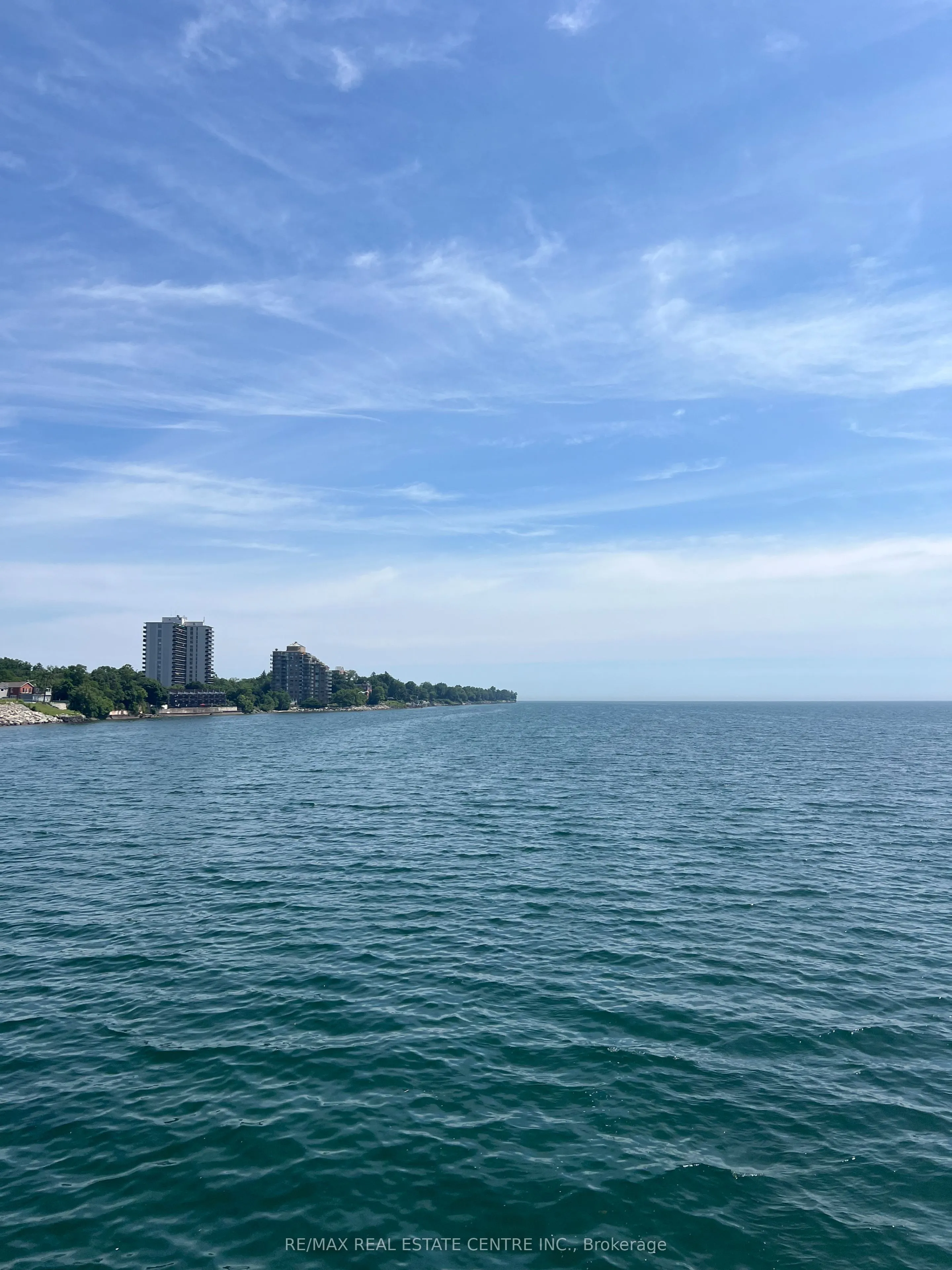 2060 Lakeshore Road, #405