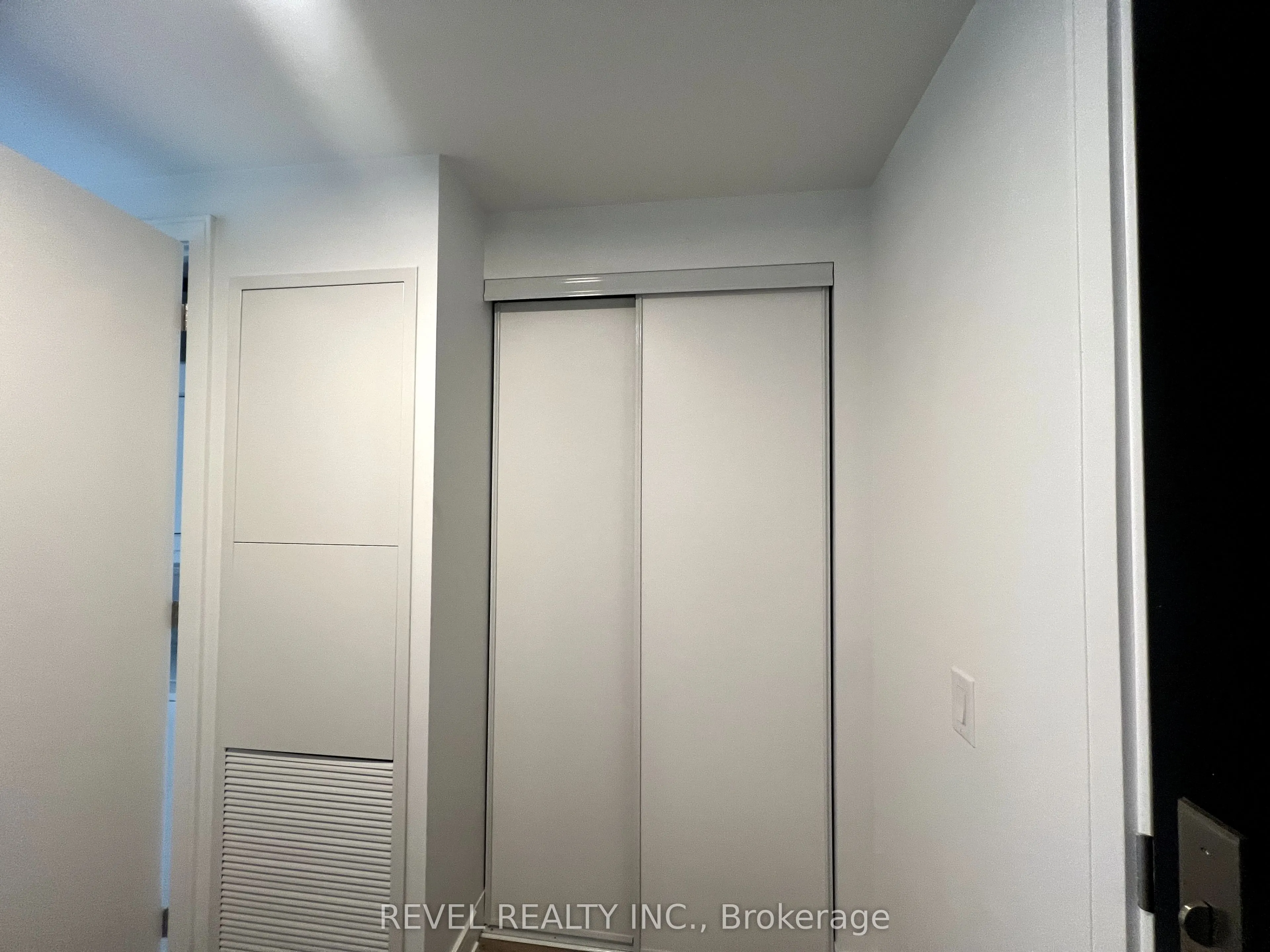 3009 Novar Road, #218