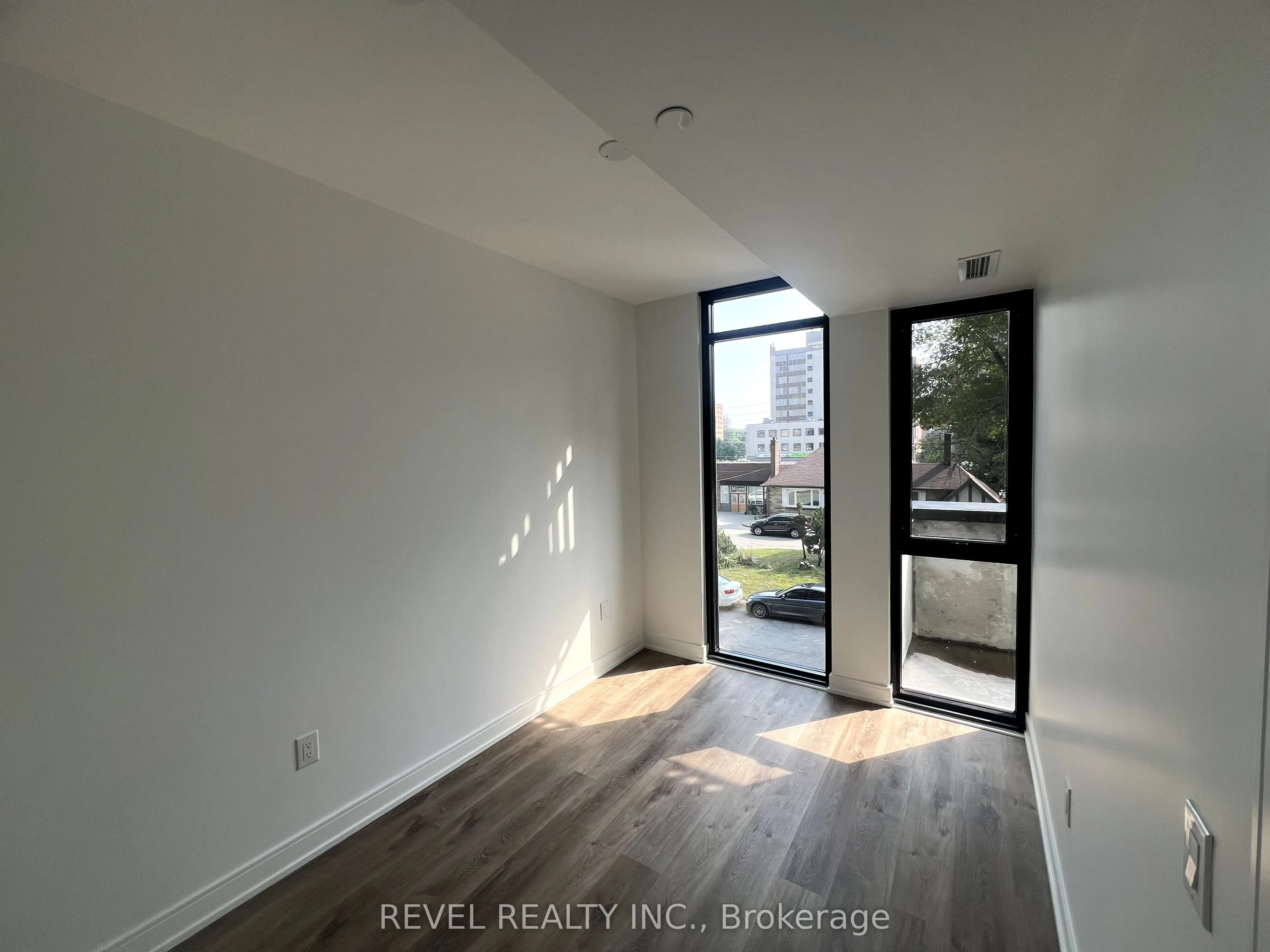 3009 Novar Road, #218