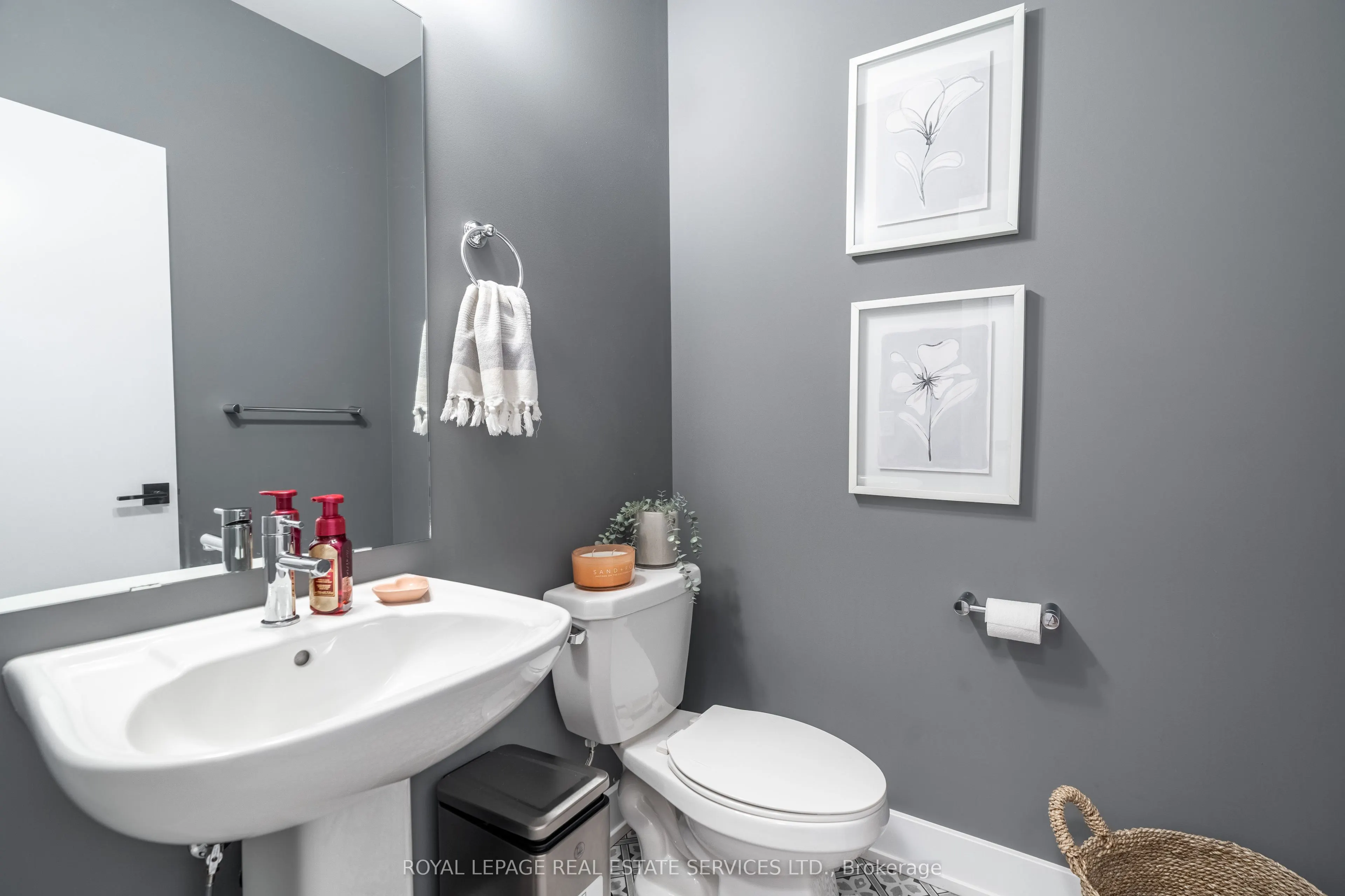 2273 Turnberry Road, #24