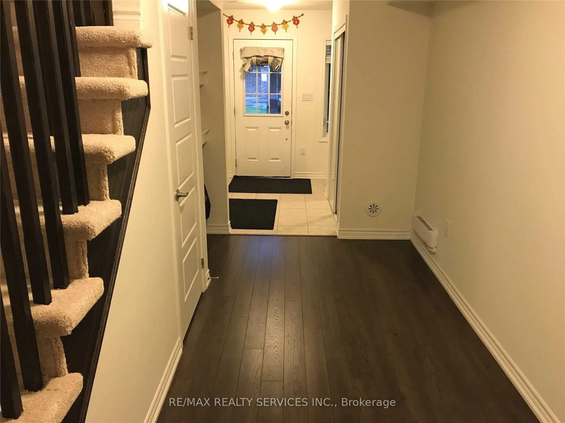 568 Allport Gate