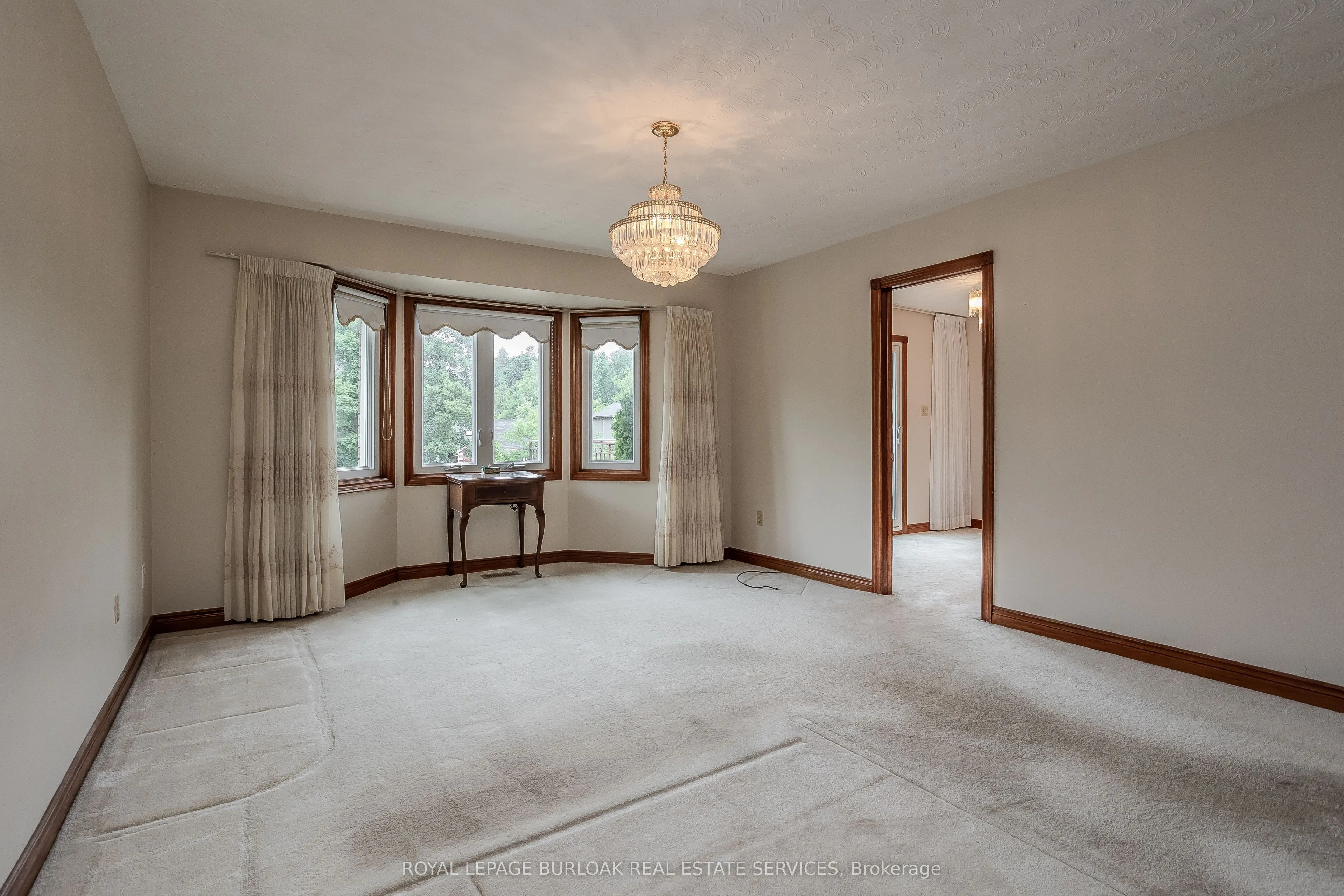 124 Leighland Avenue