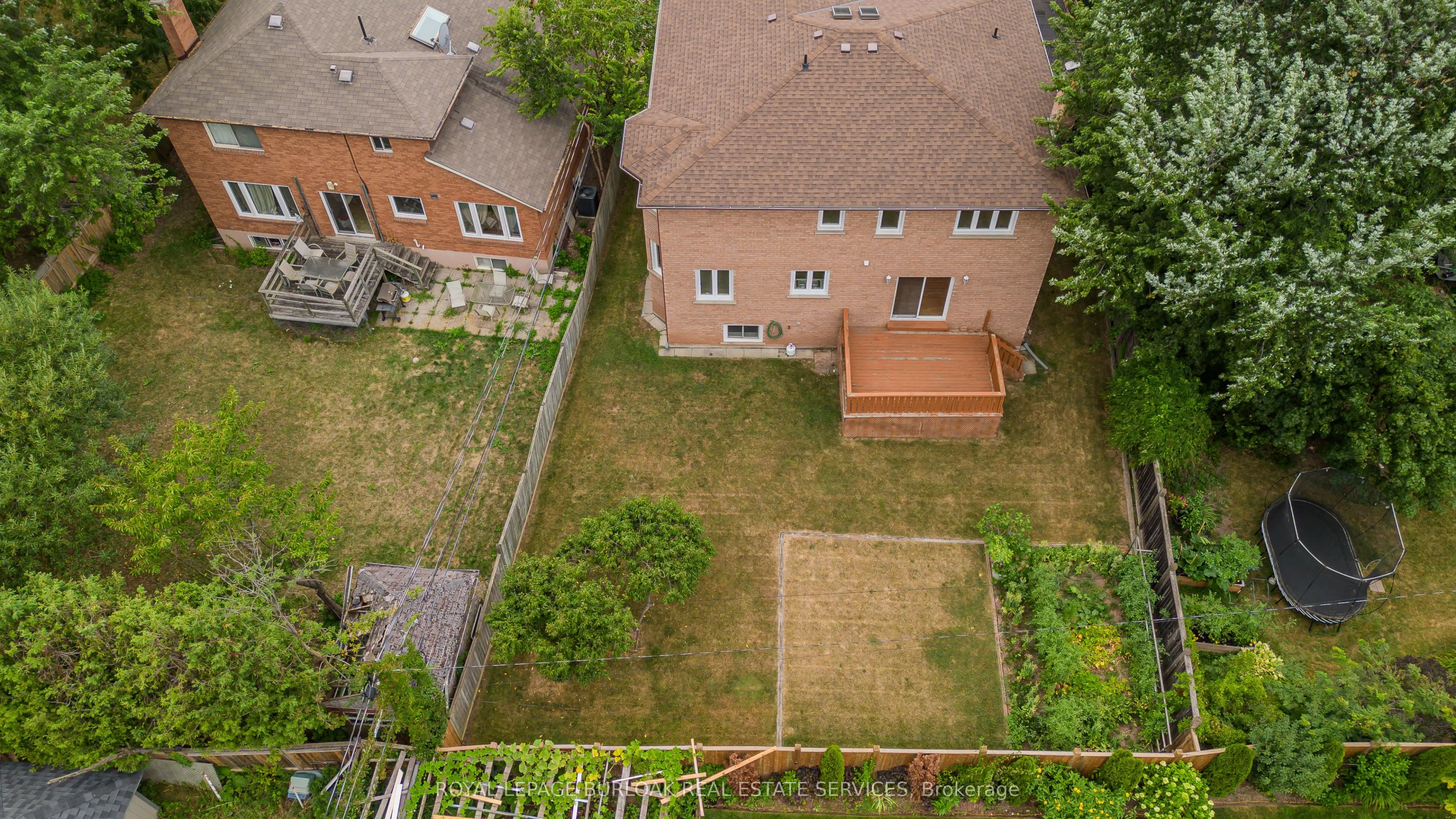 124 Leighland Avenue