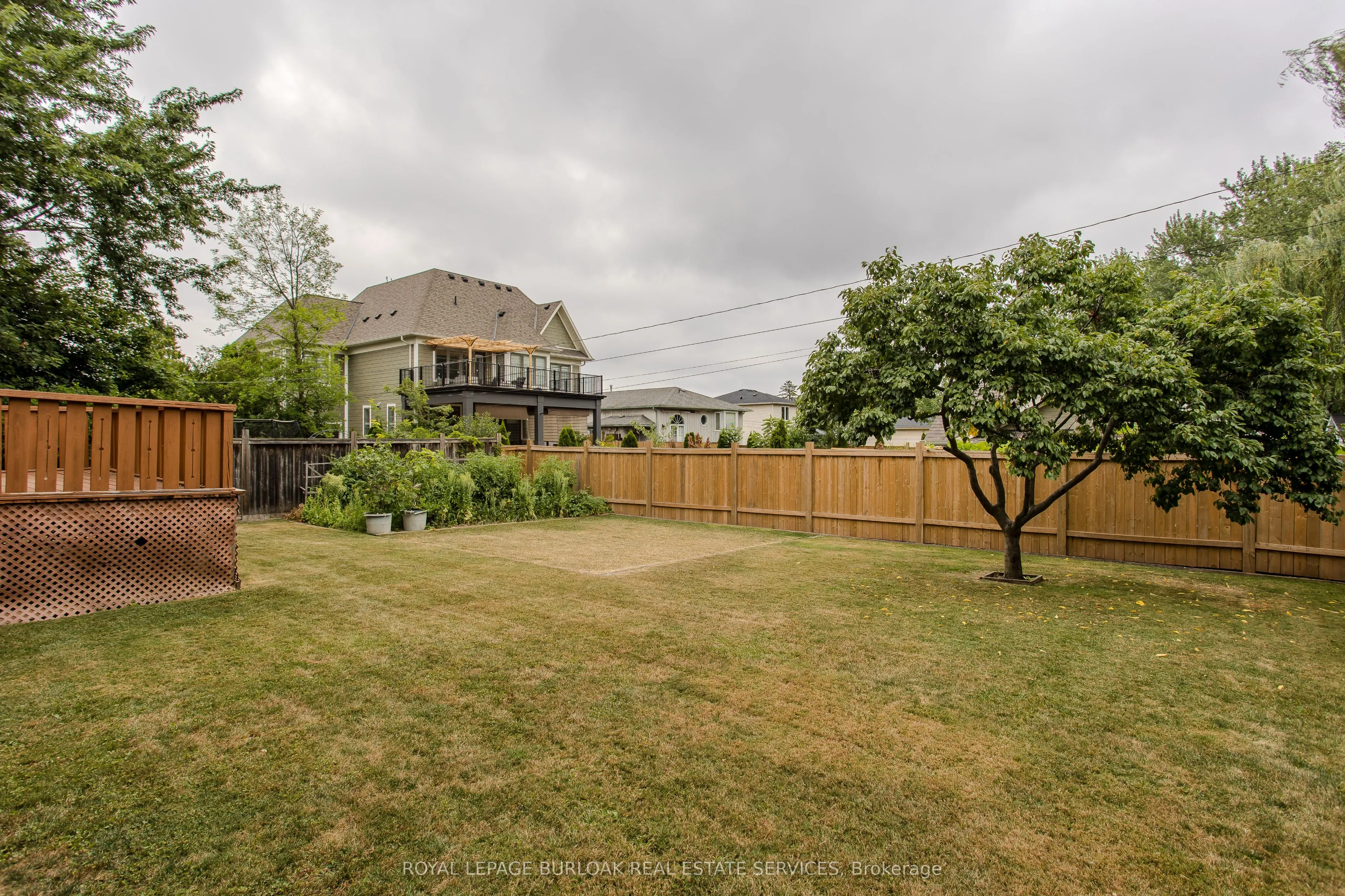 124 Leighland Avenue