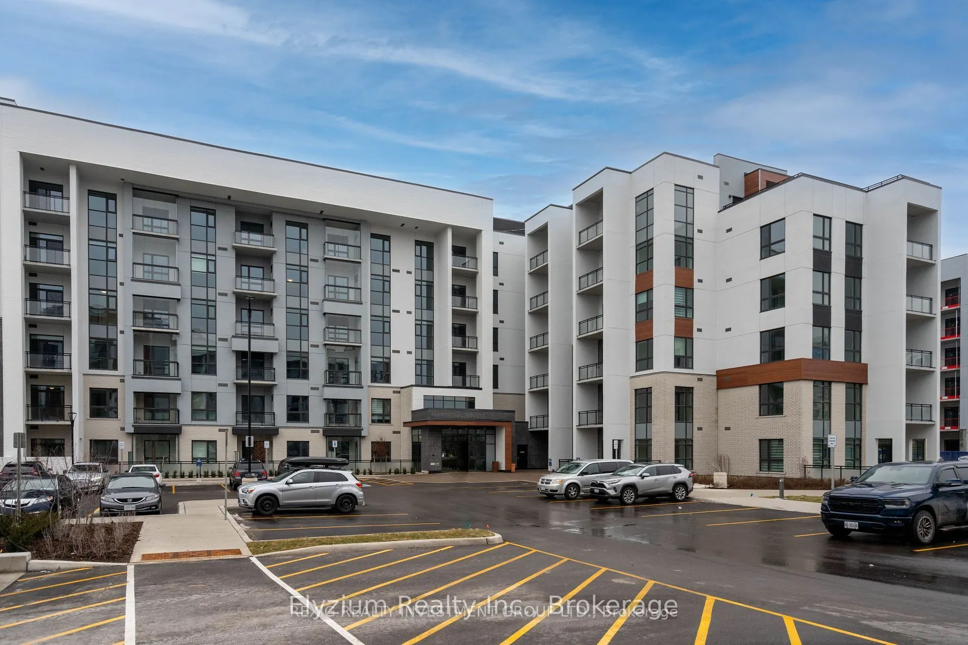 470 Gordon Krantz Avenue, #312