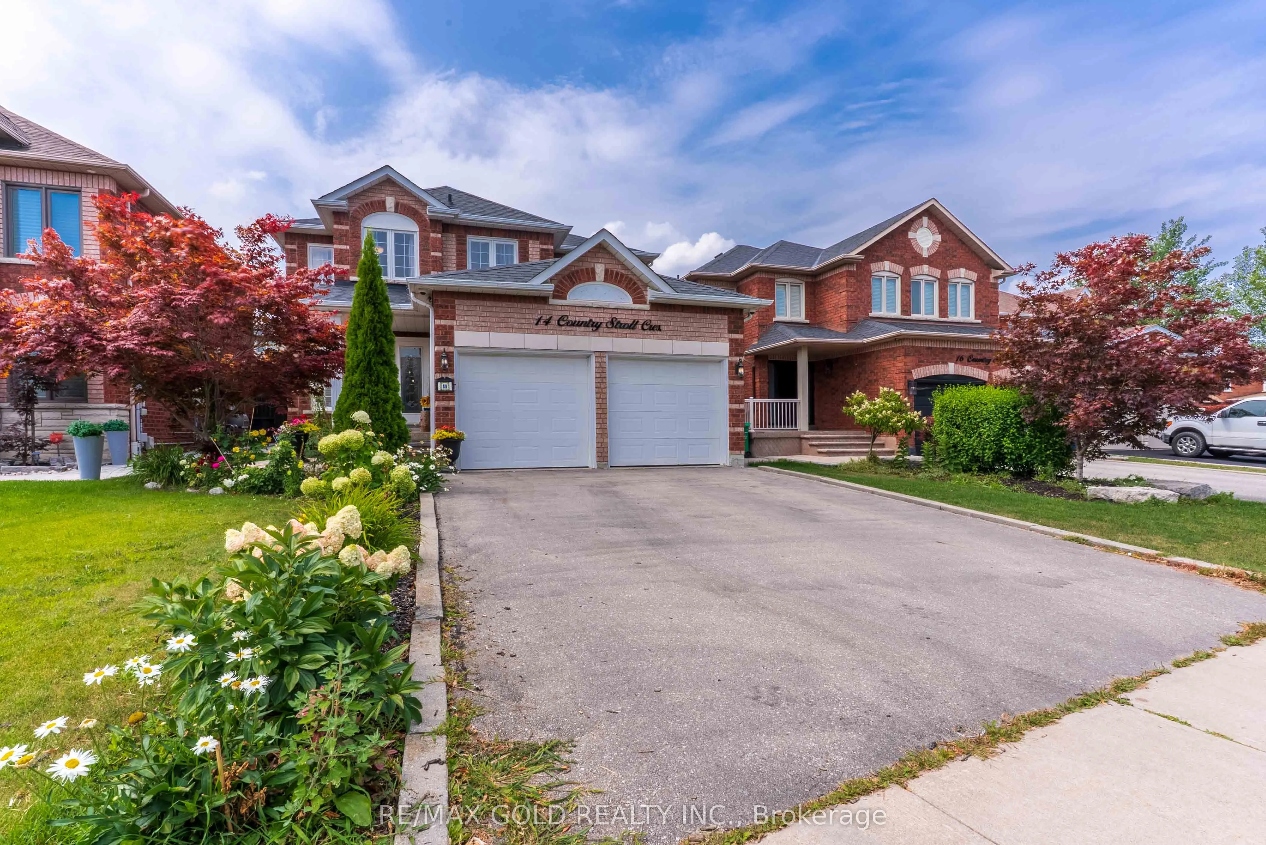 14 Country Stroll Crescent