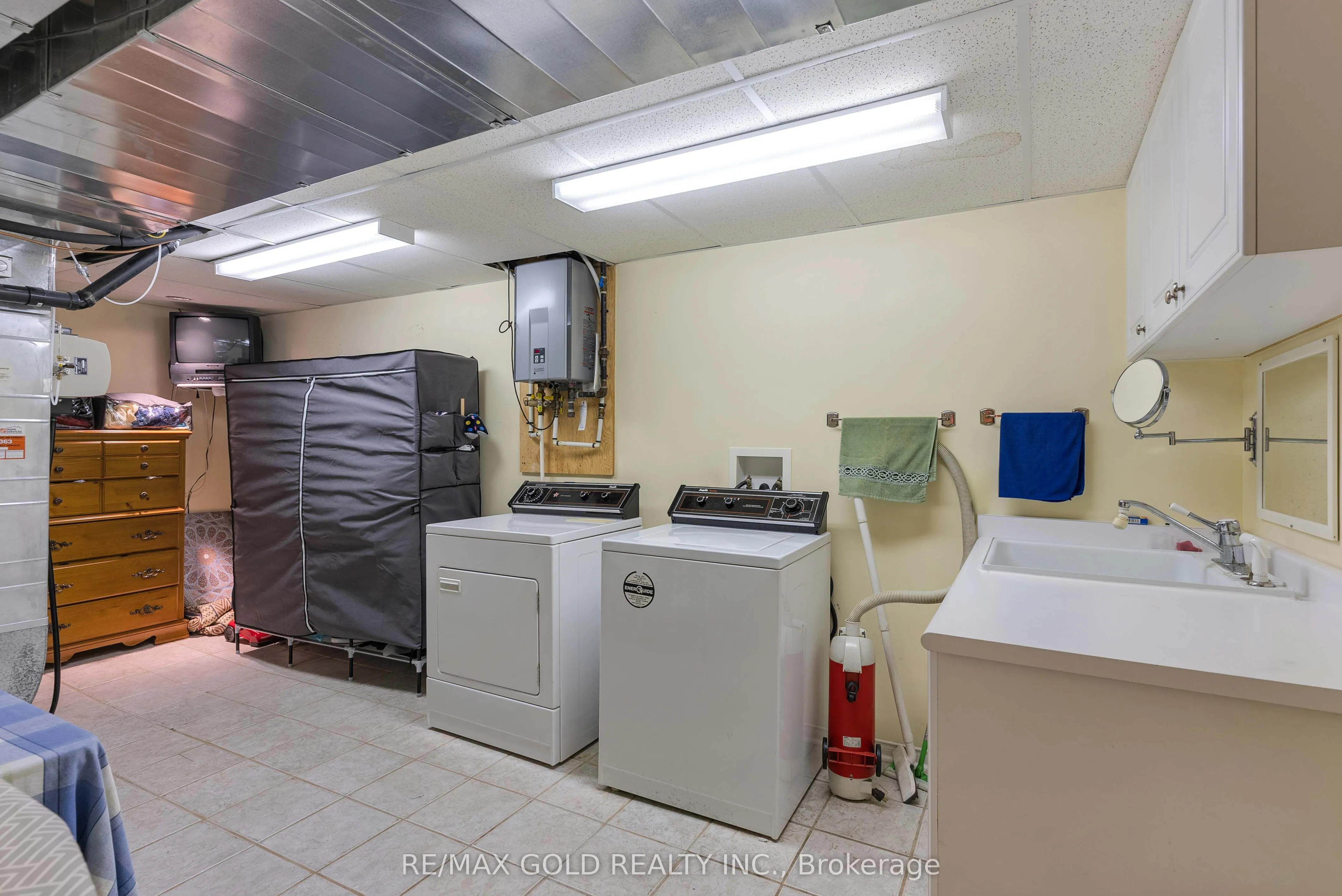 14 Country Stroll Crescent