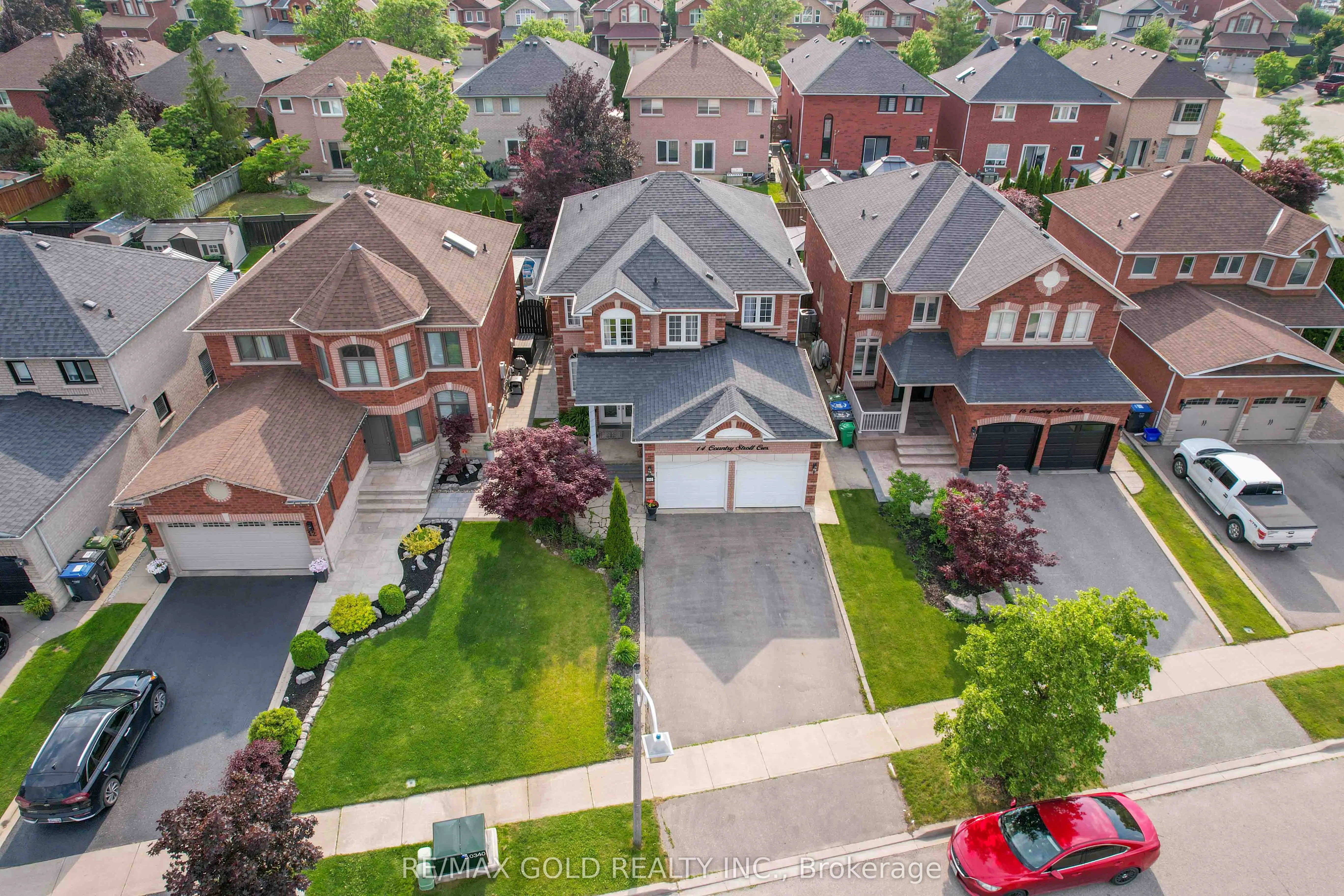 14 Country Stroll Crescent