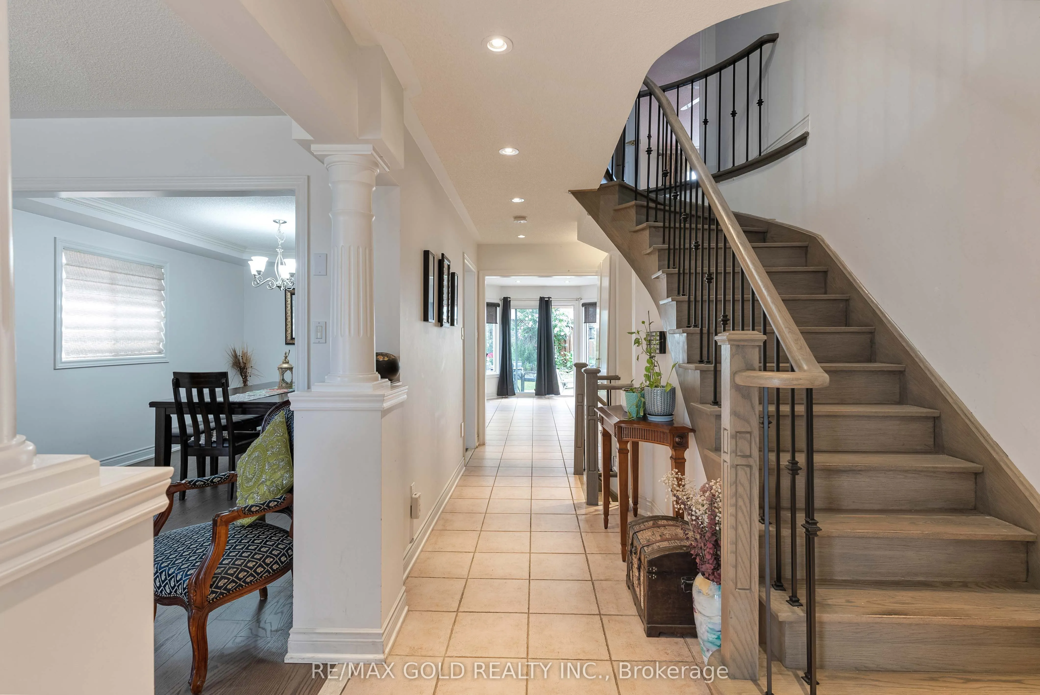 14 Country Stroll Crescent