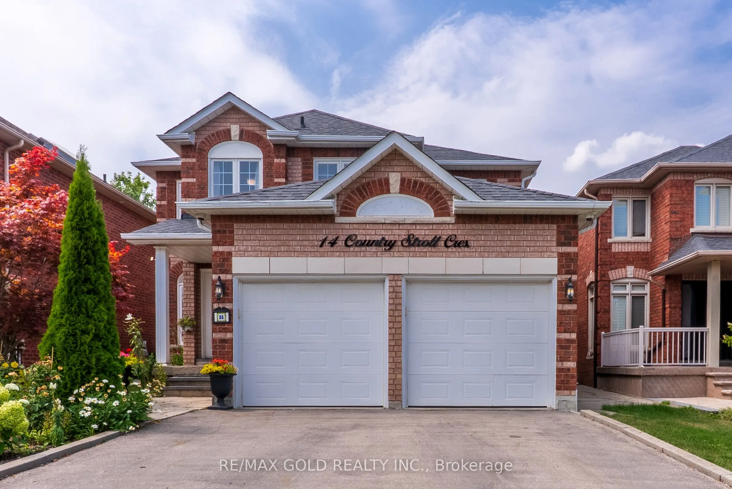 14 Country Stroll Crescent