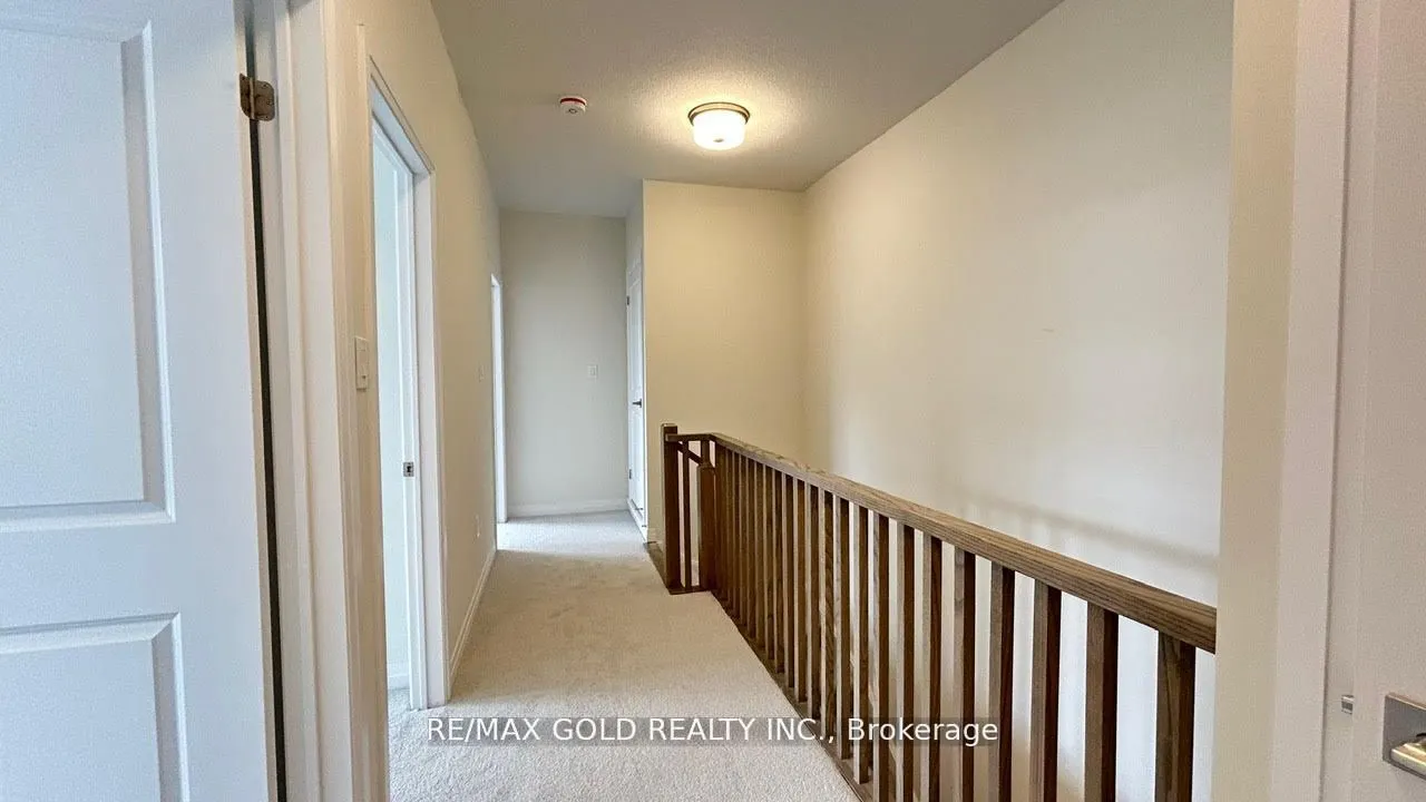 35 Fieldridge Crescent, #36