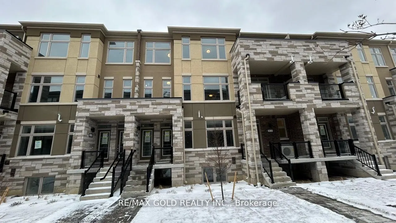 35 Fieldridge Crescent, #36