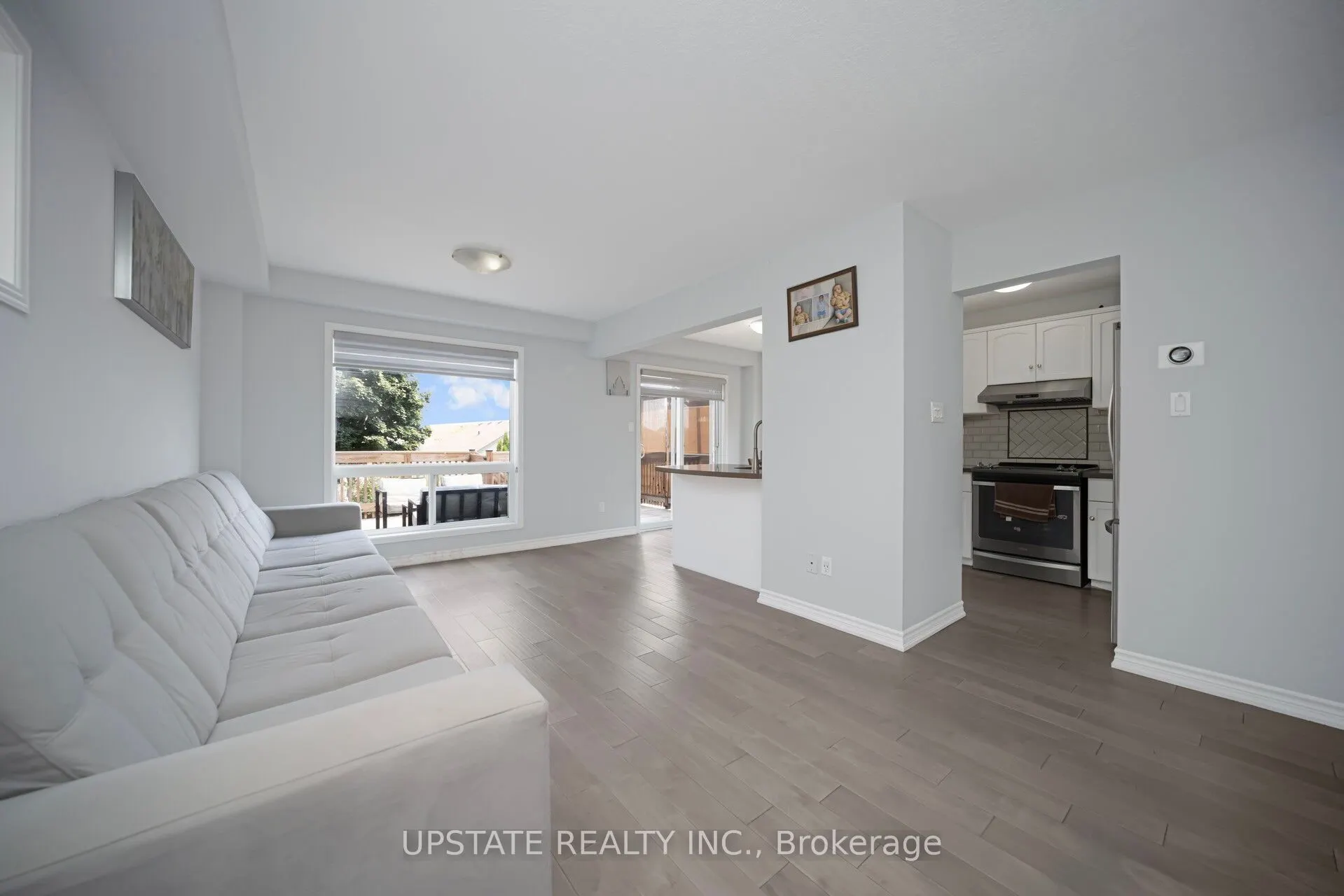 16 Settlers Road