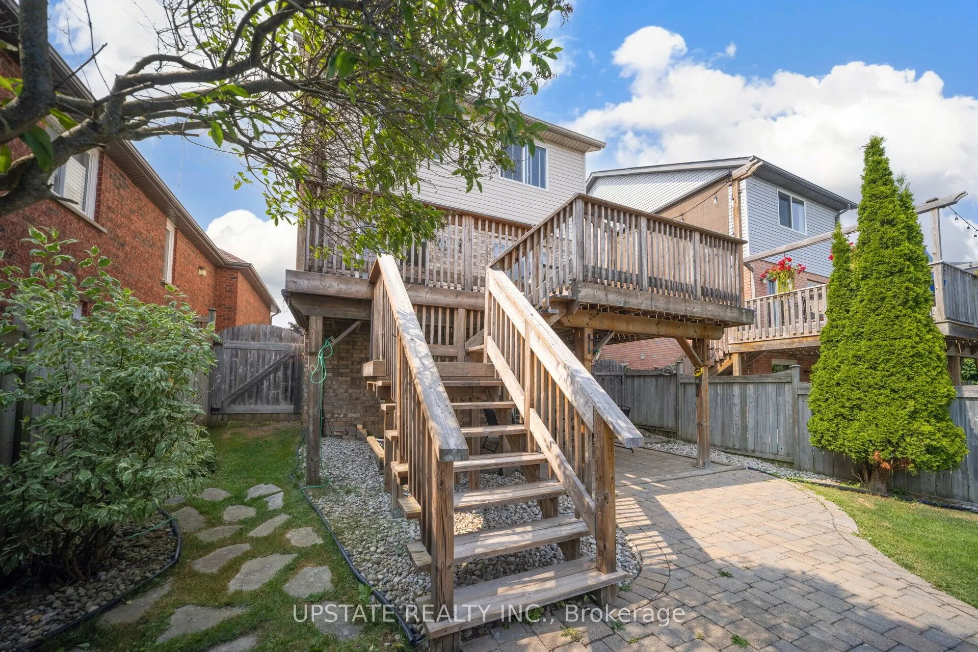 16 Settlers Road