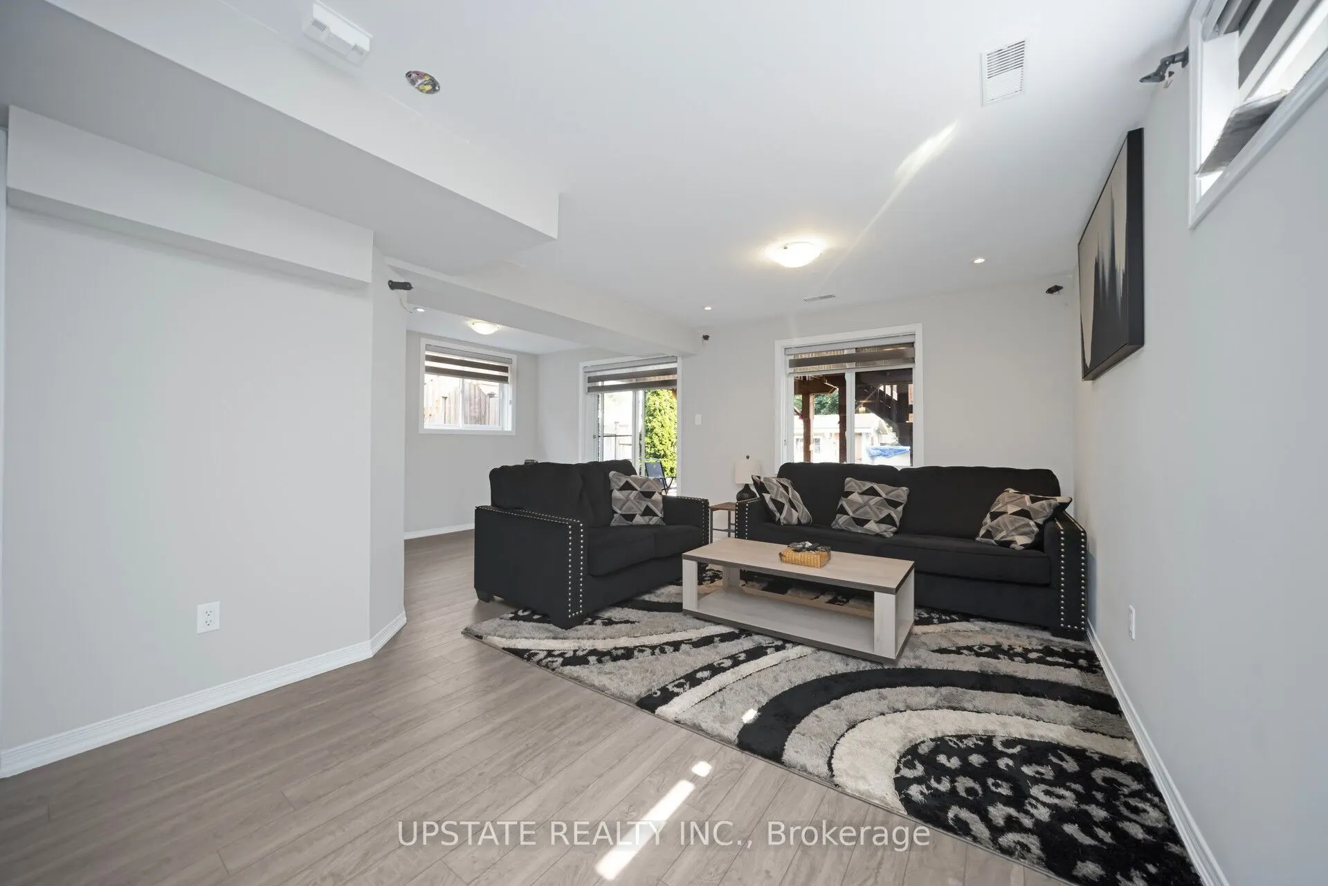 16 Settlers Road