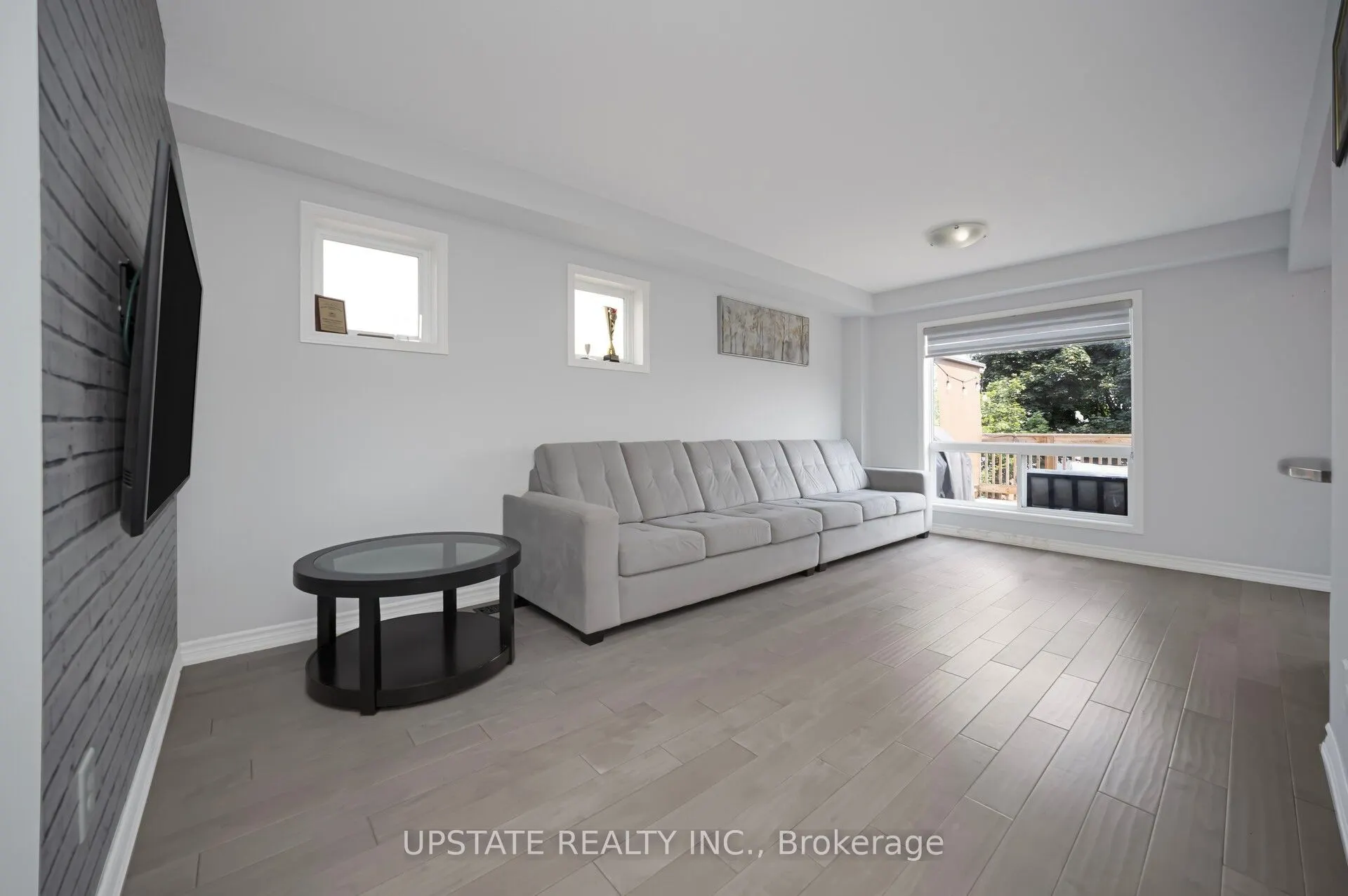 16 Settlers Road
