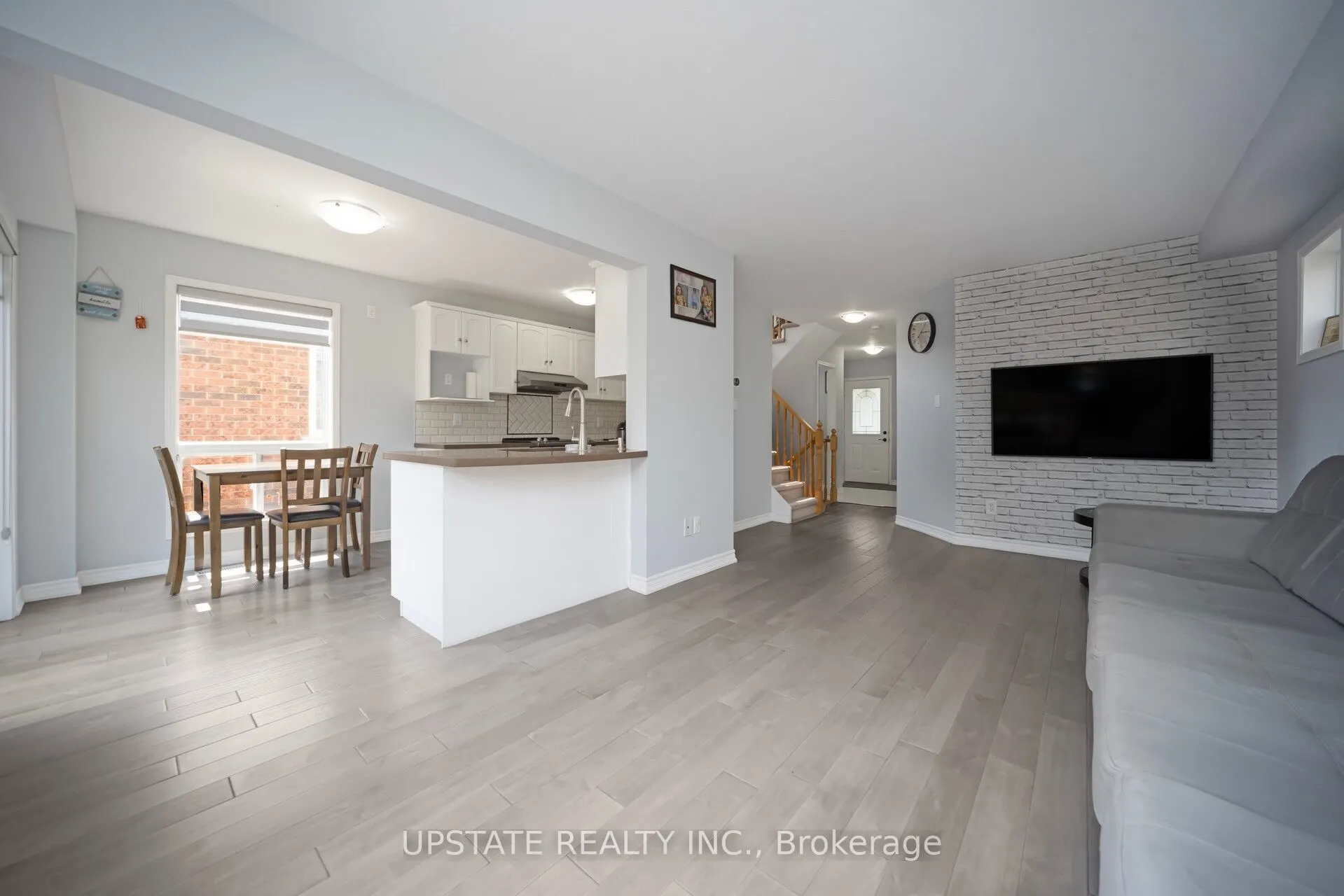 16 Settlers Road