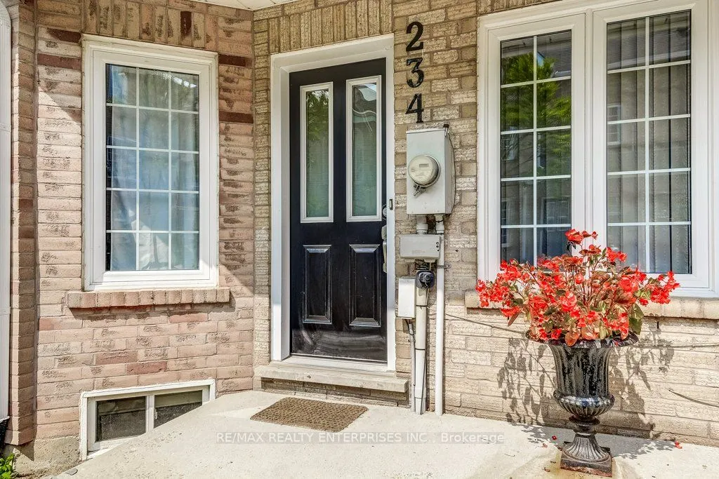 2055 Walkers Line, #234
