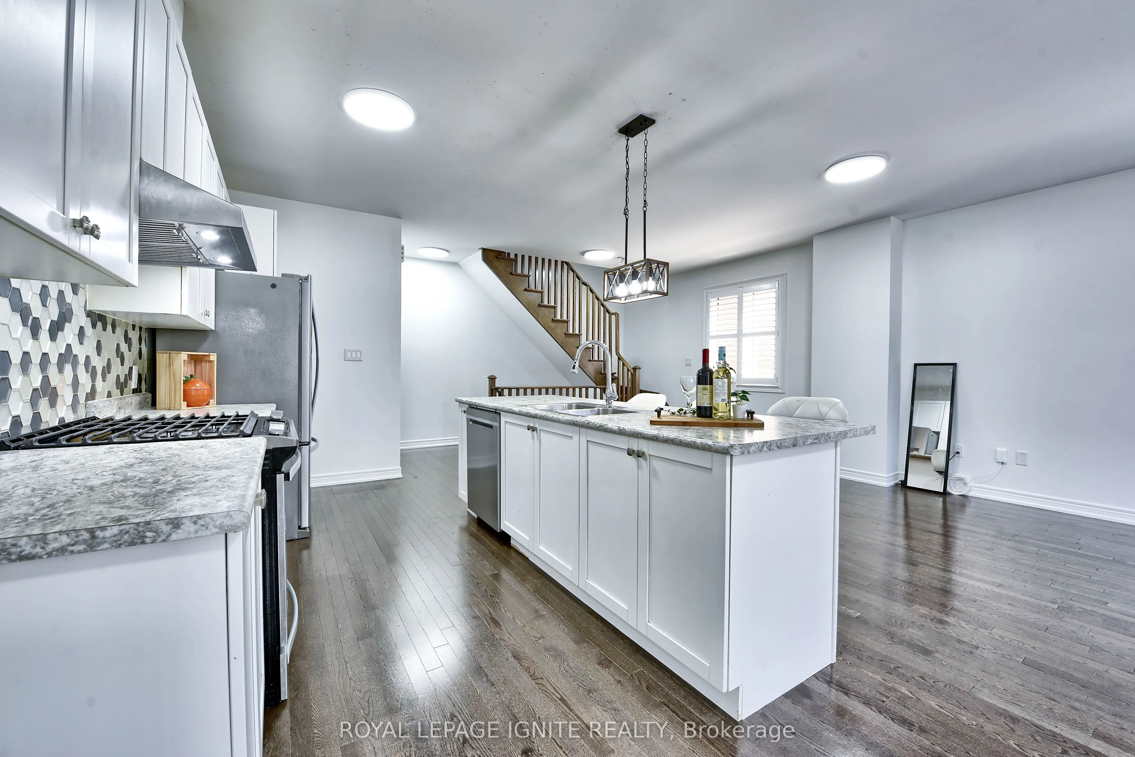 25 Haymarket Drive