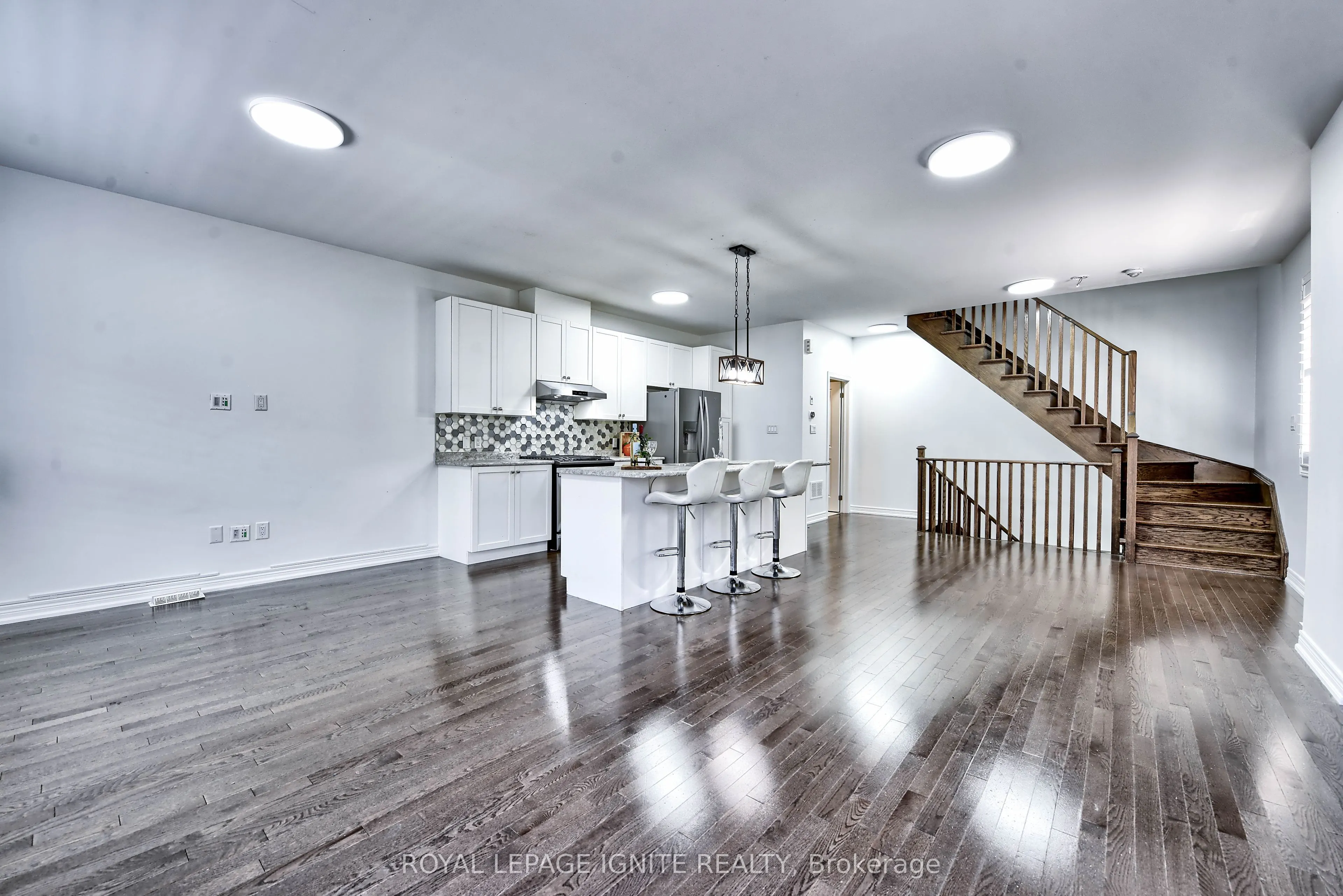25 Haymarket Drive