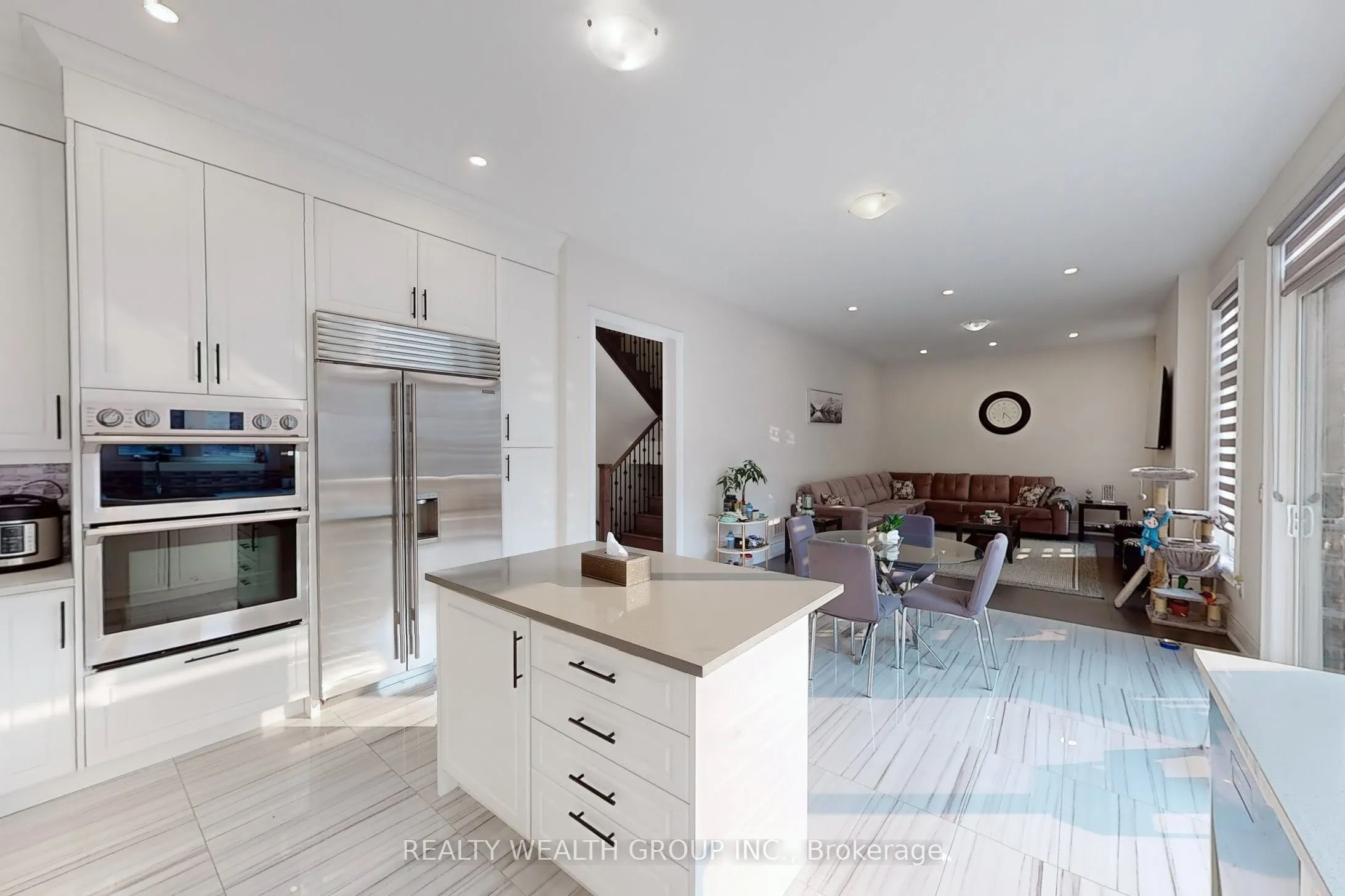 2421 Irene Crescent