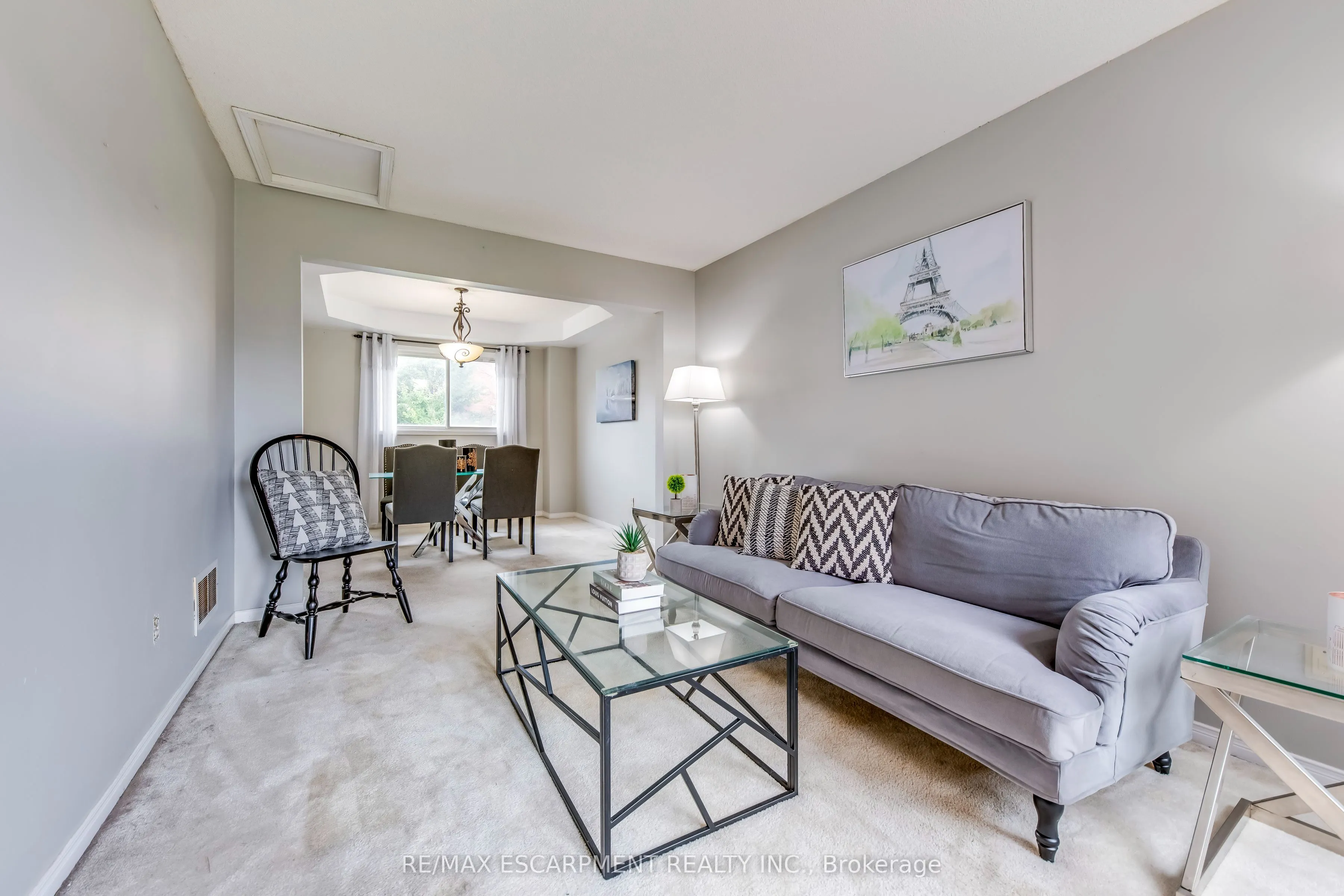 1157 Charminster Crescent