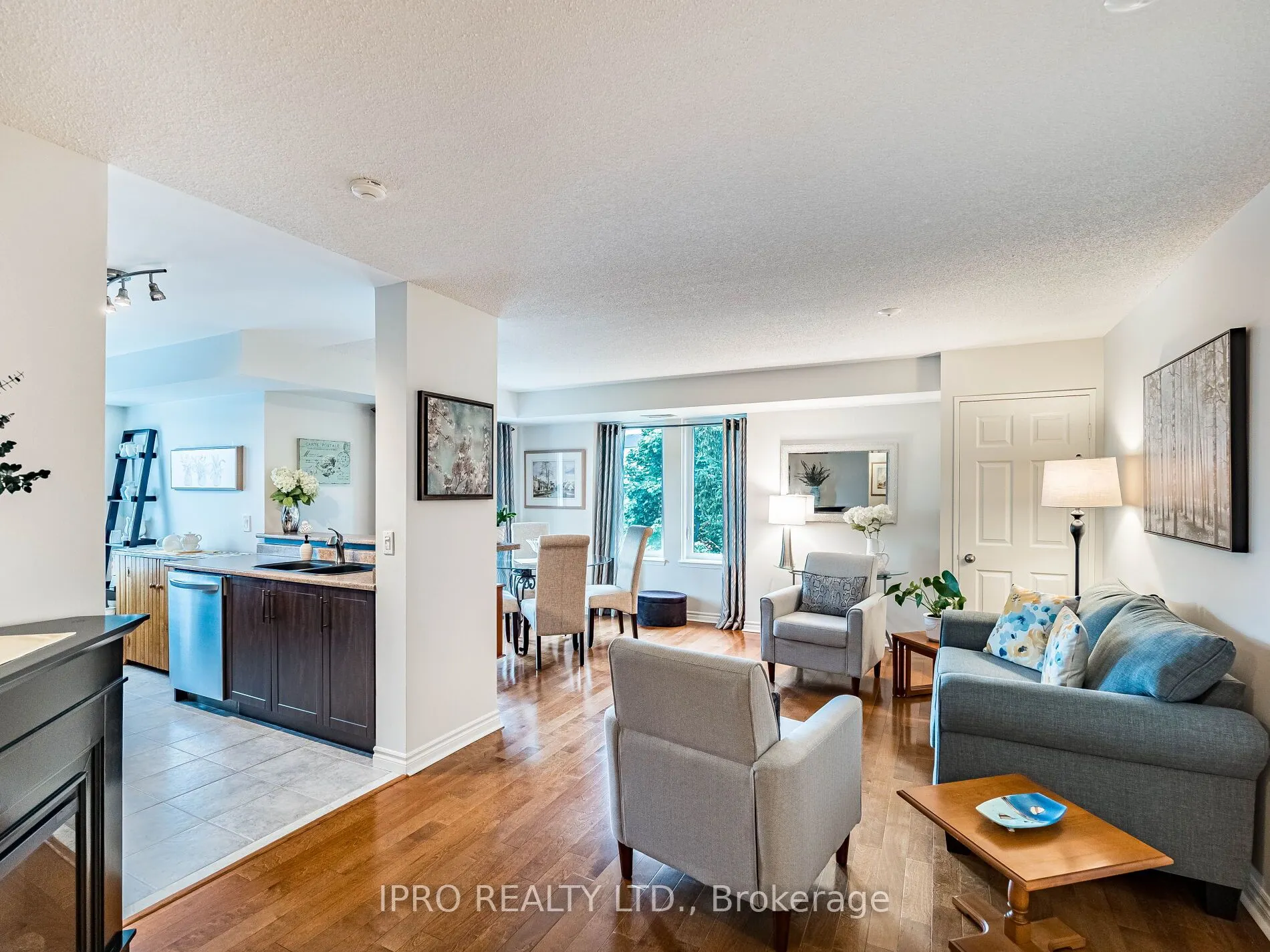 2300 Parkhaven Boulevard, #303
