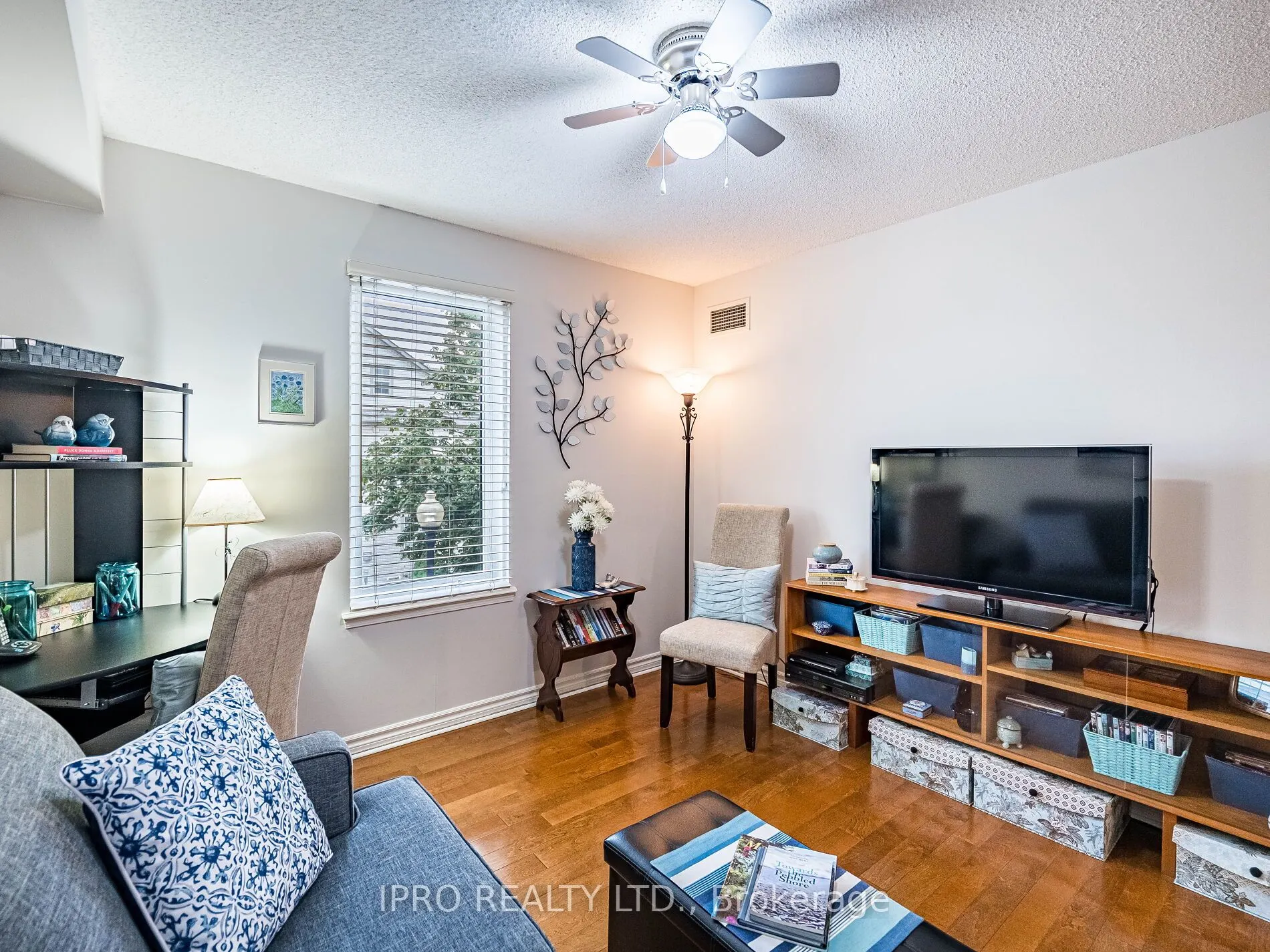 2300 Parkhaven Boulevard, #303