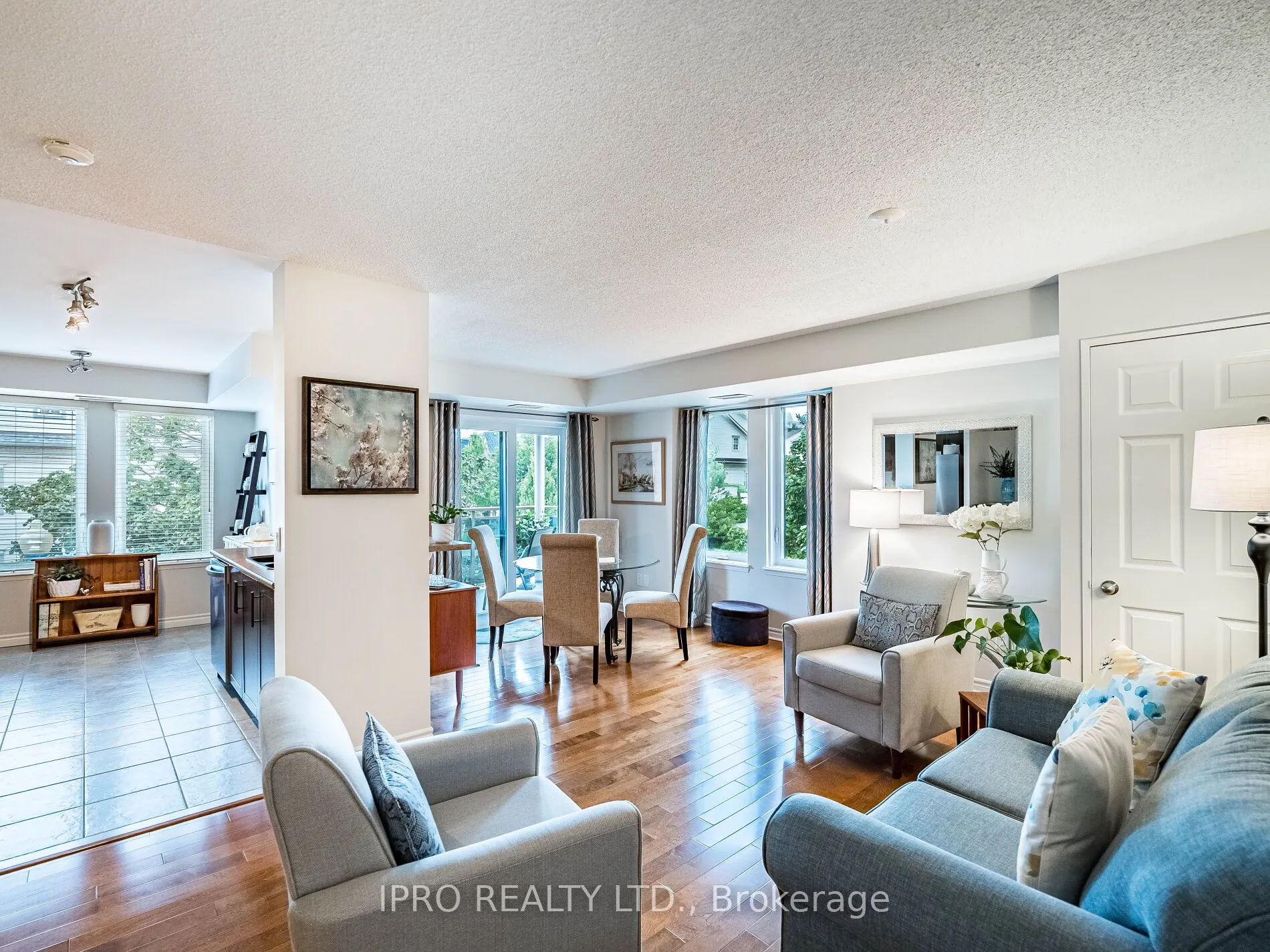 2300 Parkhaven Boulevard, #303