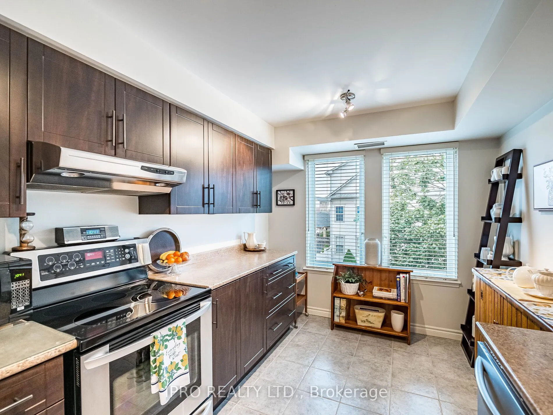2300 Parkhaven Boulevard, #303