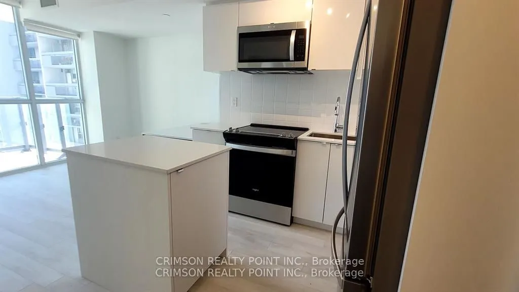 1461 Lawrence Avenue W, #601