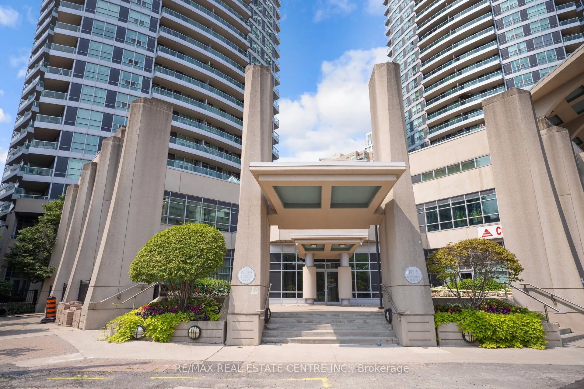 1 Elm Drive, #302