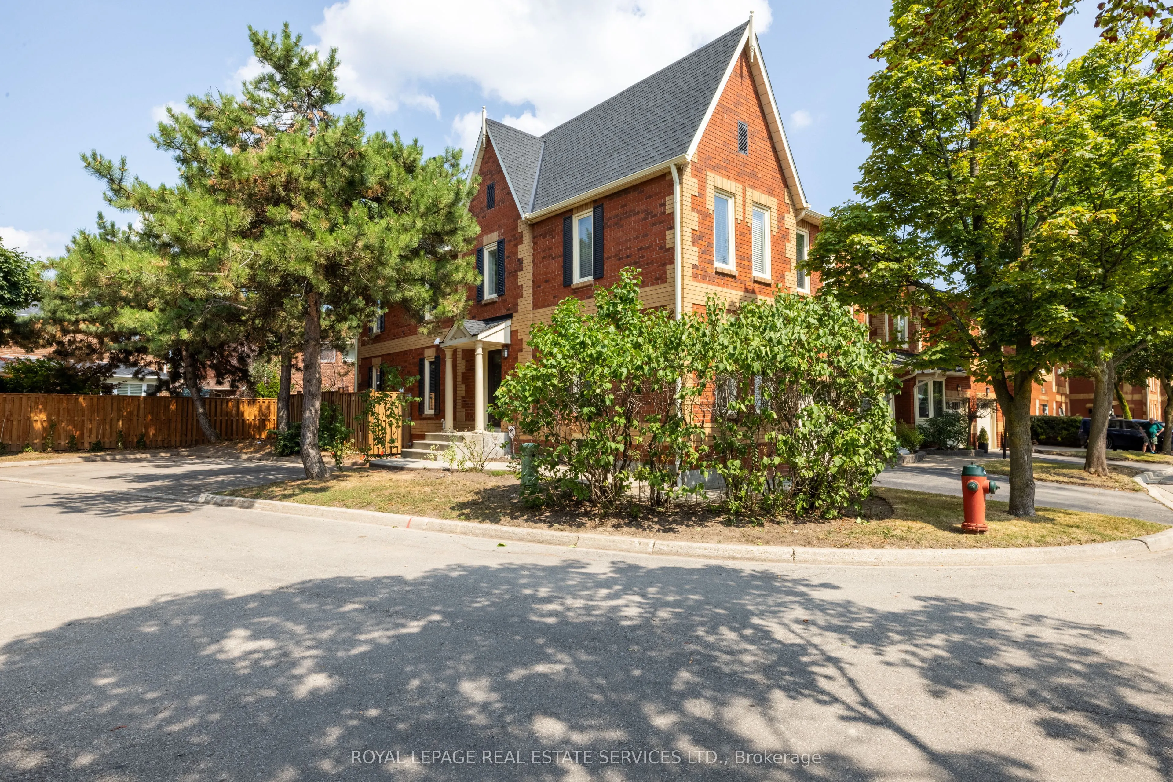 2006 Glenada Crescent, #7