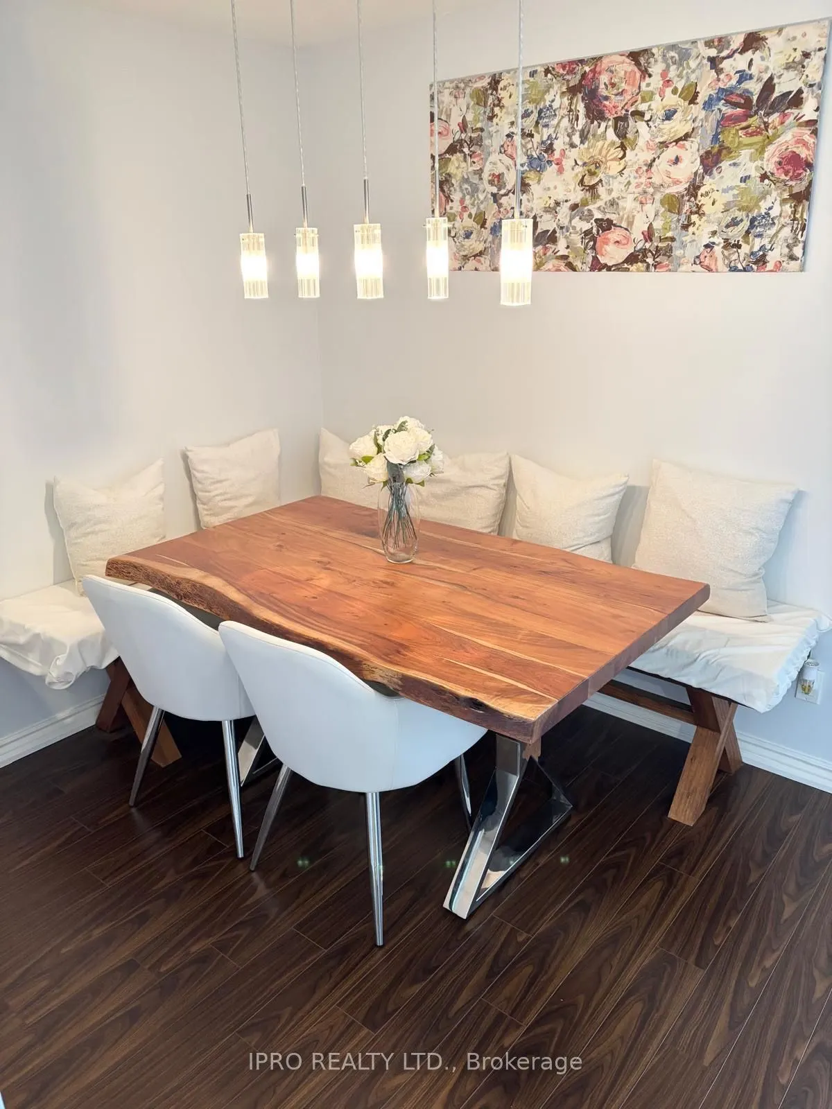 145 Hillcrest Avenue E, #2310