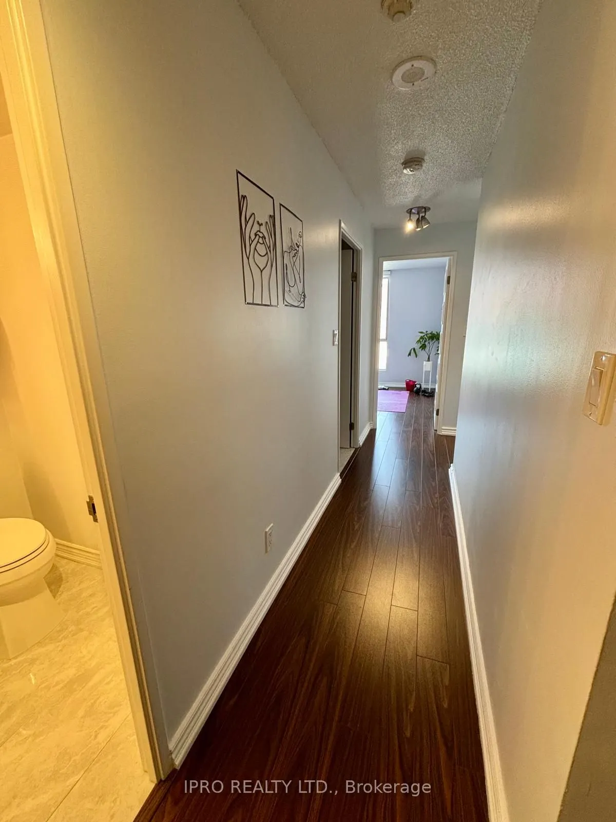 145 Hillcrest Avenue E, #2310