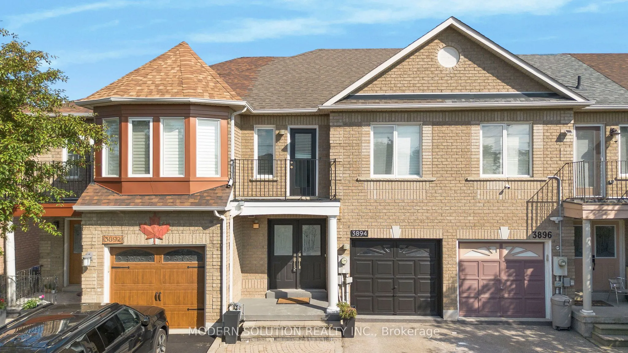 3894 Coachman Circle