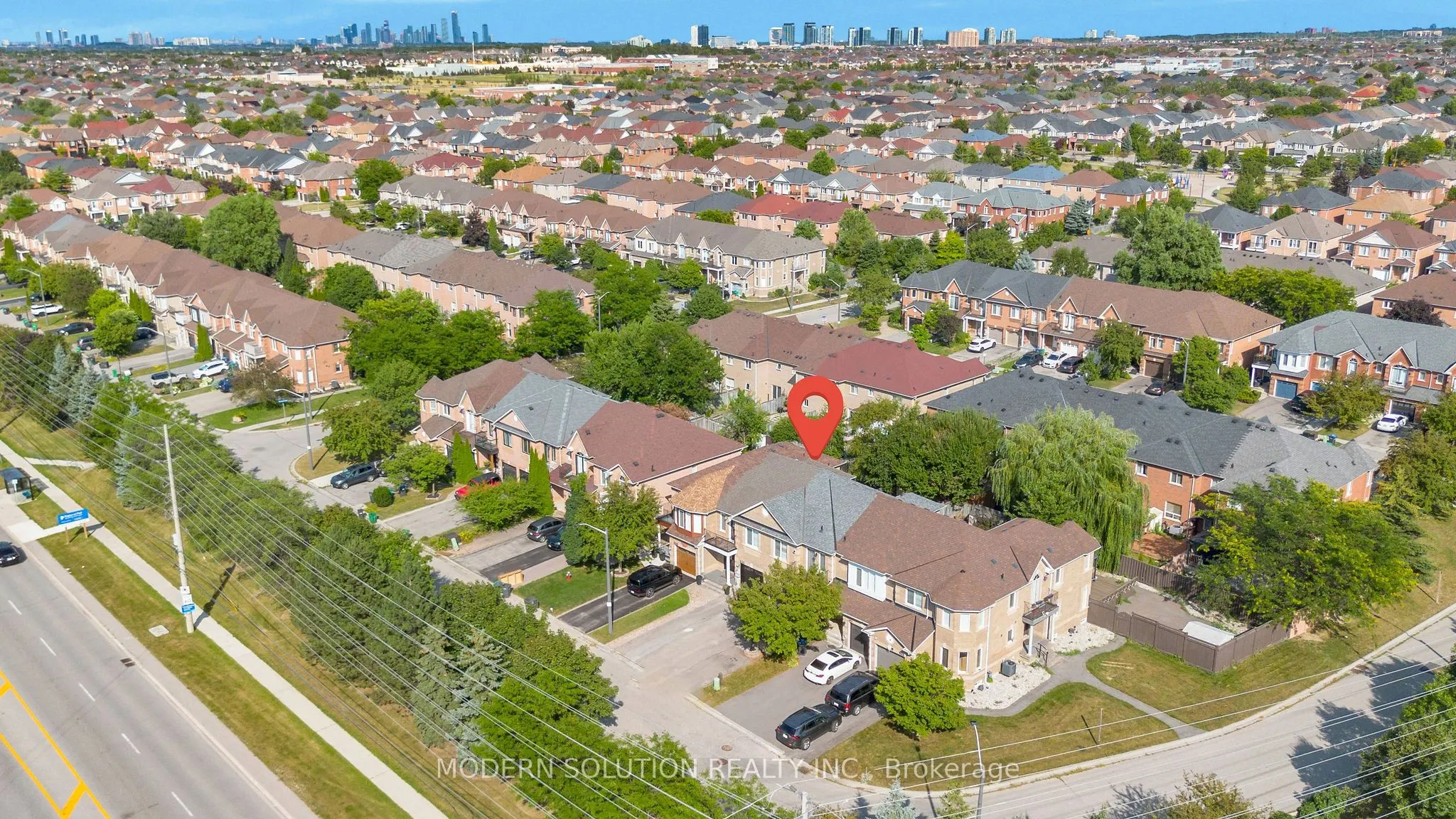 3894 Coachman Circle