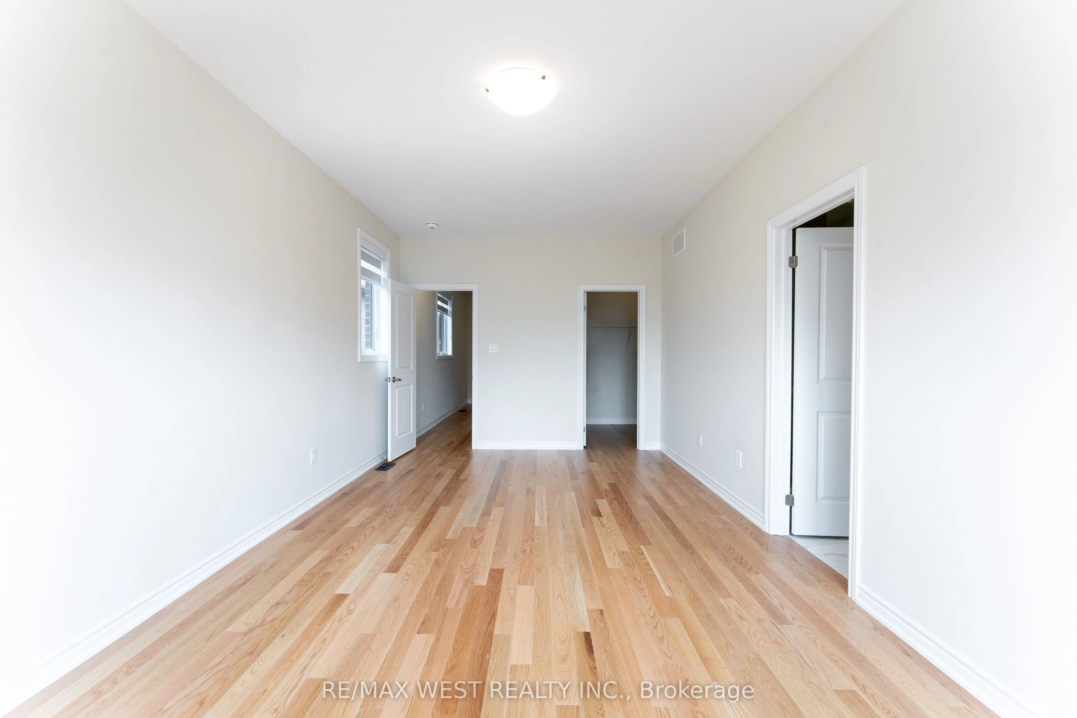 1424 National Common