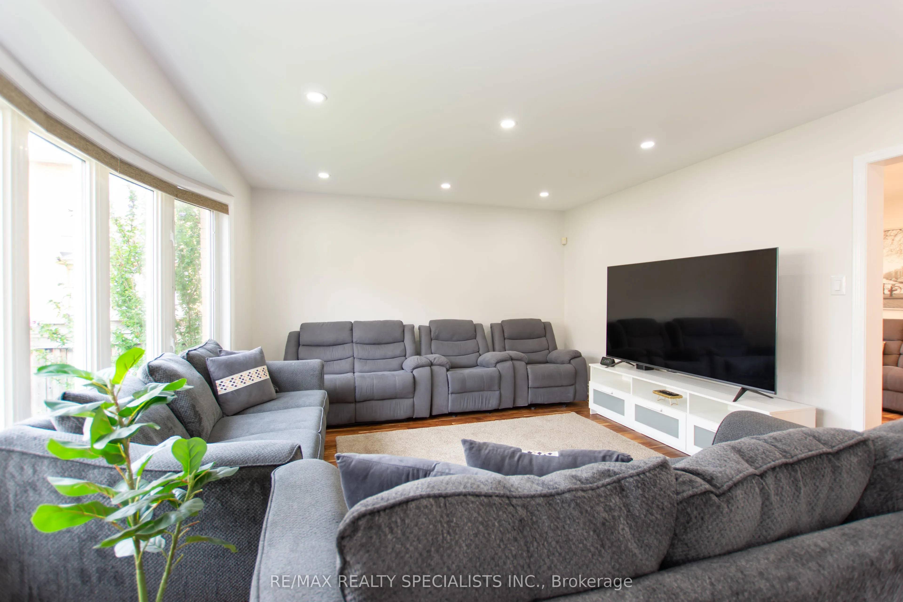 929 Philbrook Drive