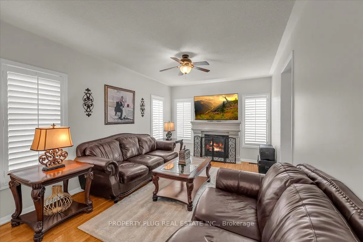 3882 Deepwood Heights