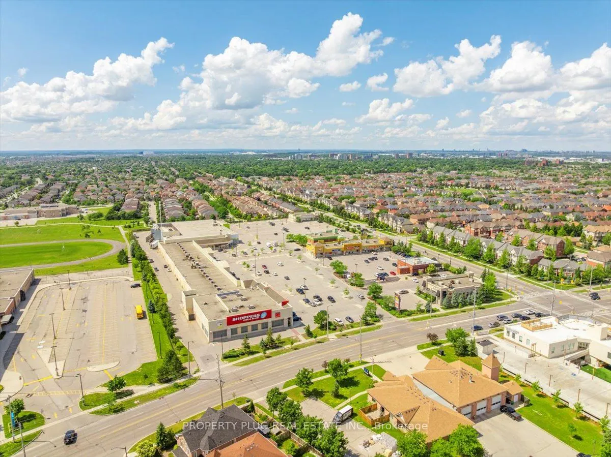 3882 Deepwood Heights