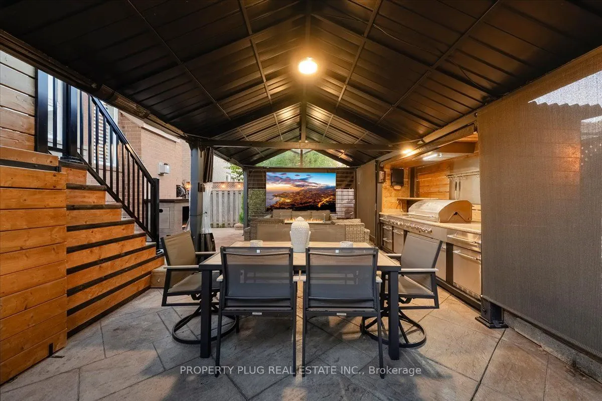 3882 Deepwood Heights