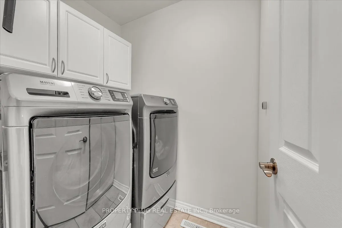 3882 Deepwood Heights