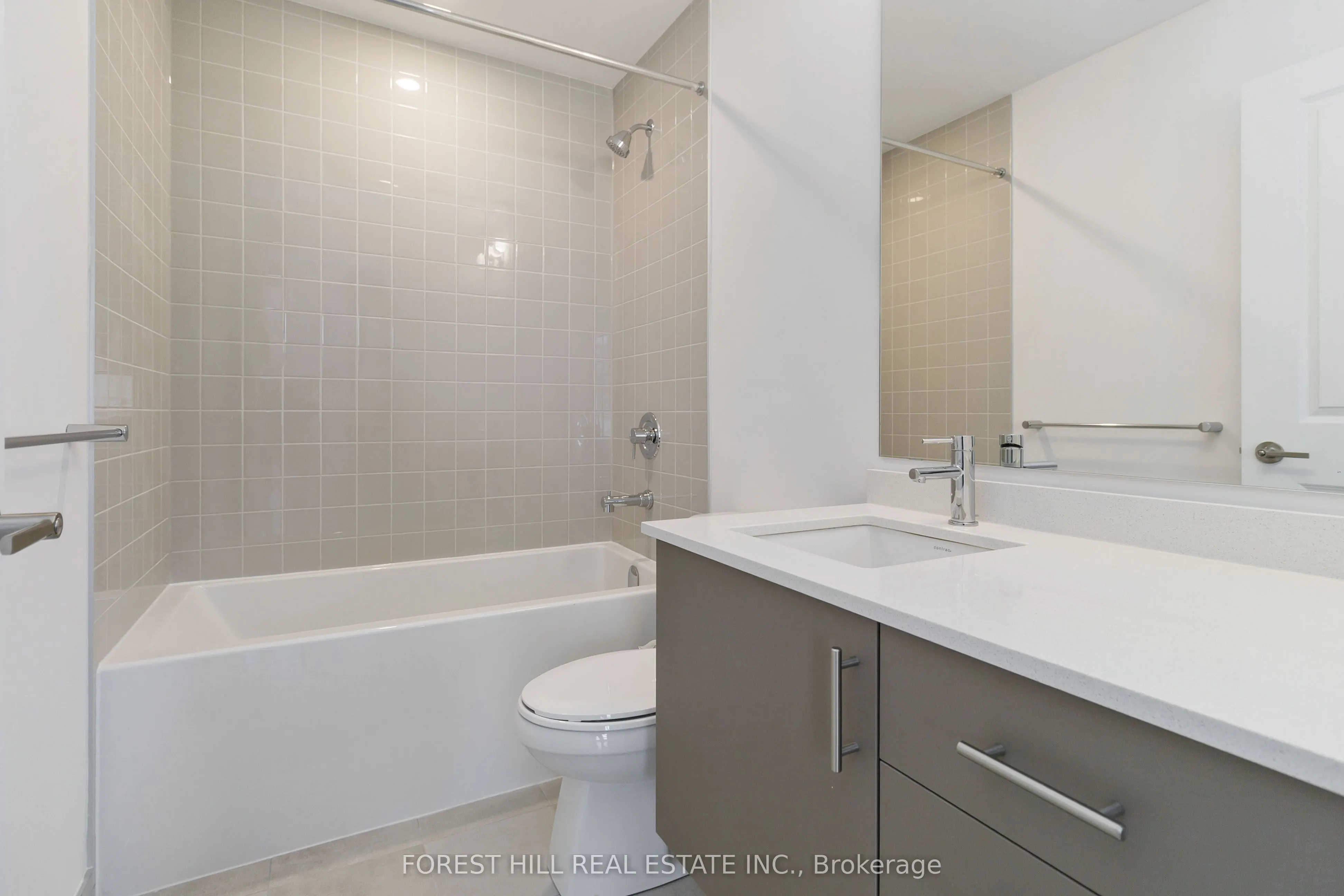 3240 William Coltson Avenue, #208