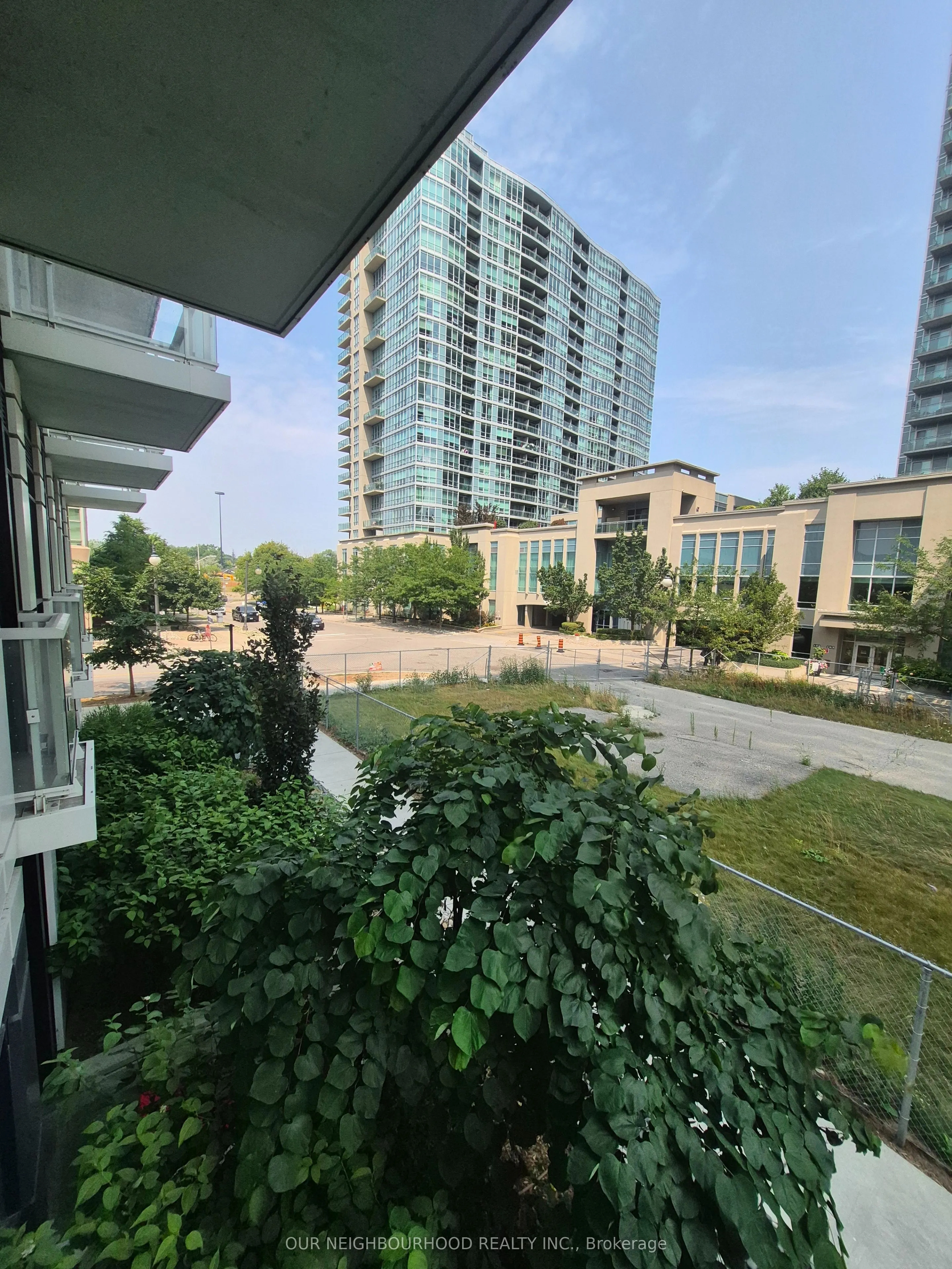 251 Manitoba Street, #109